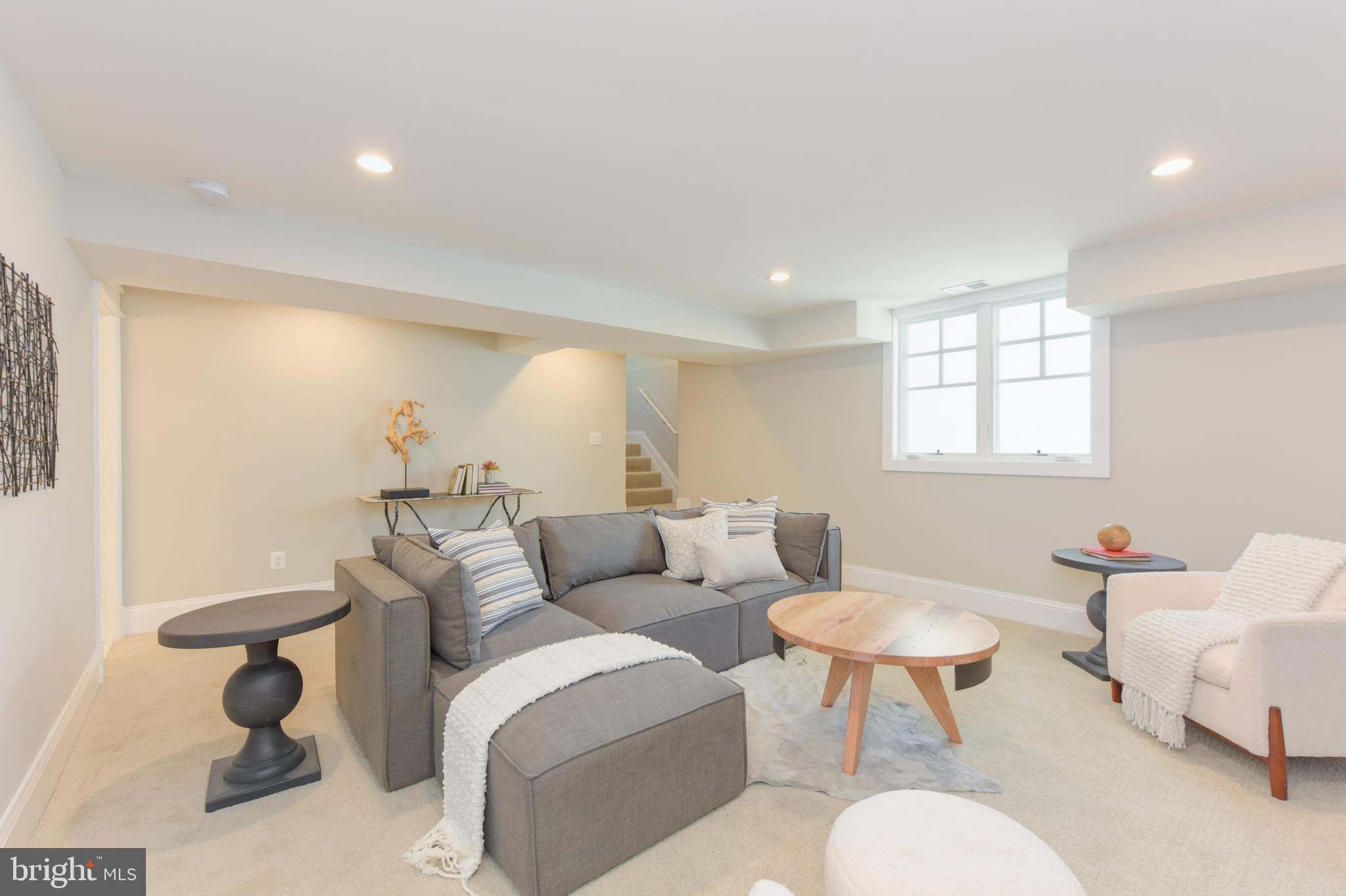 DEL RAY - Residential