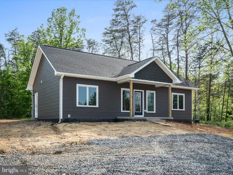 5681 Strasburg Road, Strasburg, VA MLS: VAWR2010288