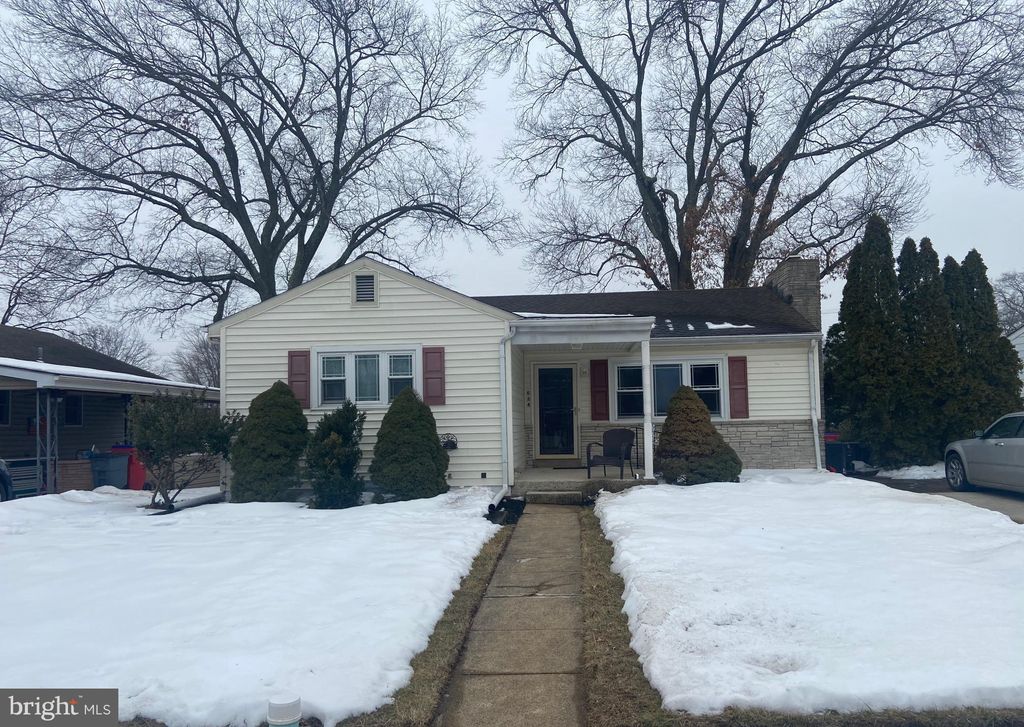 Photo of 624 Woodland Drive, POTTSTOWN, PA 19464 (MLS # PAMC2167790)