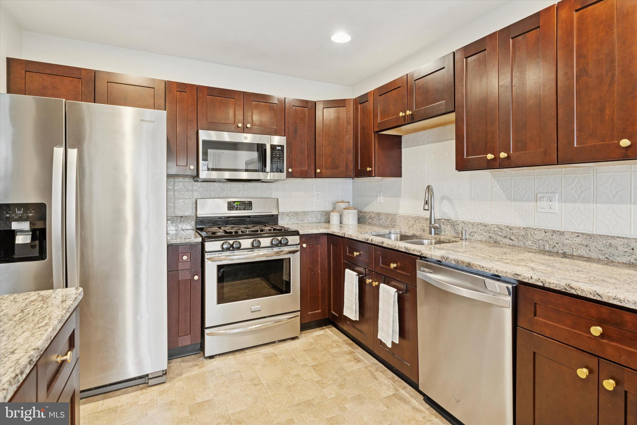 GLENN ROSE - Residential