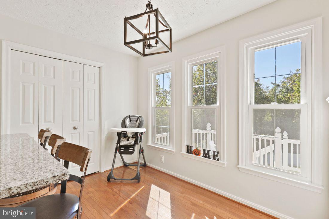 CONSTANT FRIENDSHIP - Residential