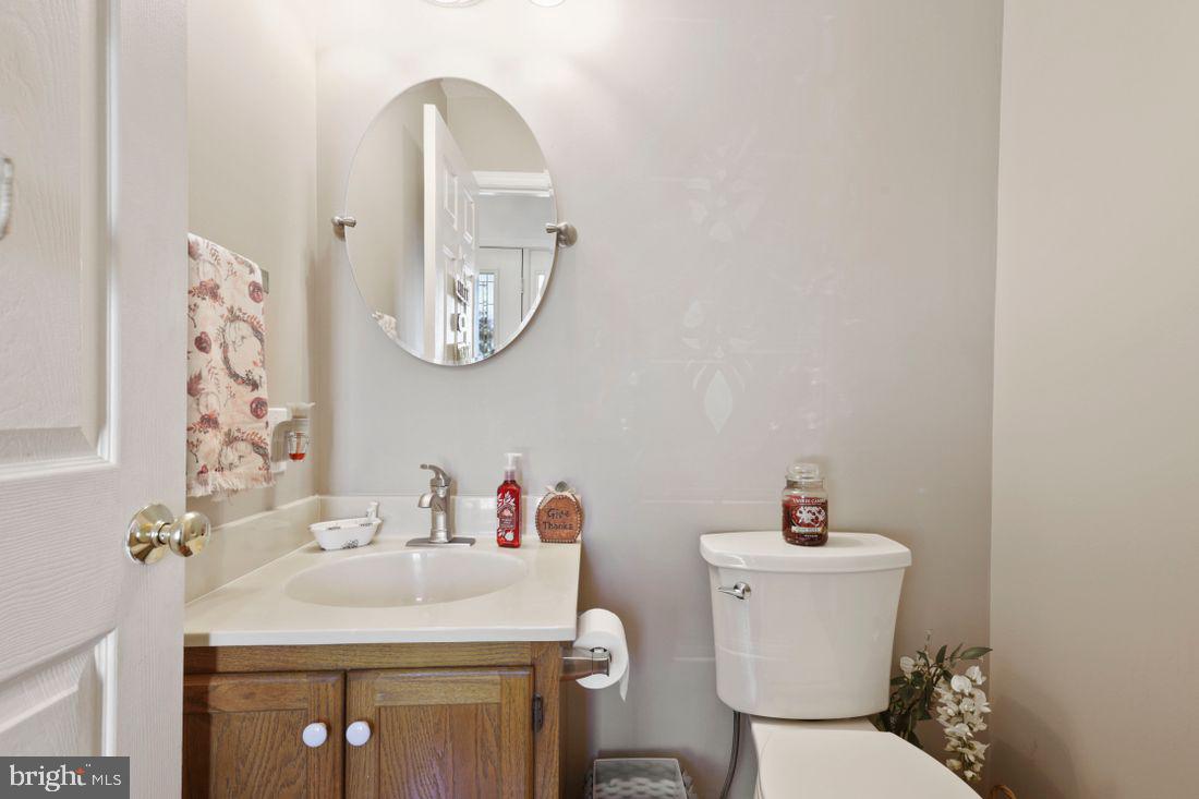 CONSTANT FRIENDSHIP - Residential