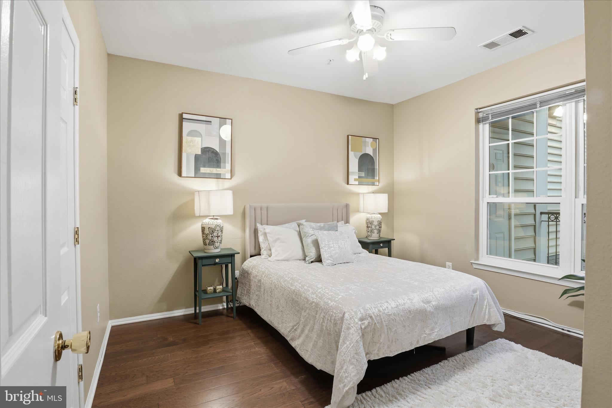 GATES OF MCLEAN - Residential