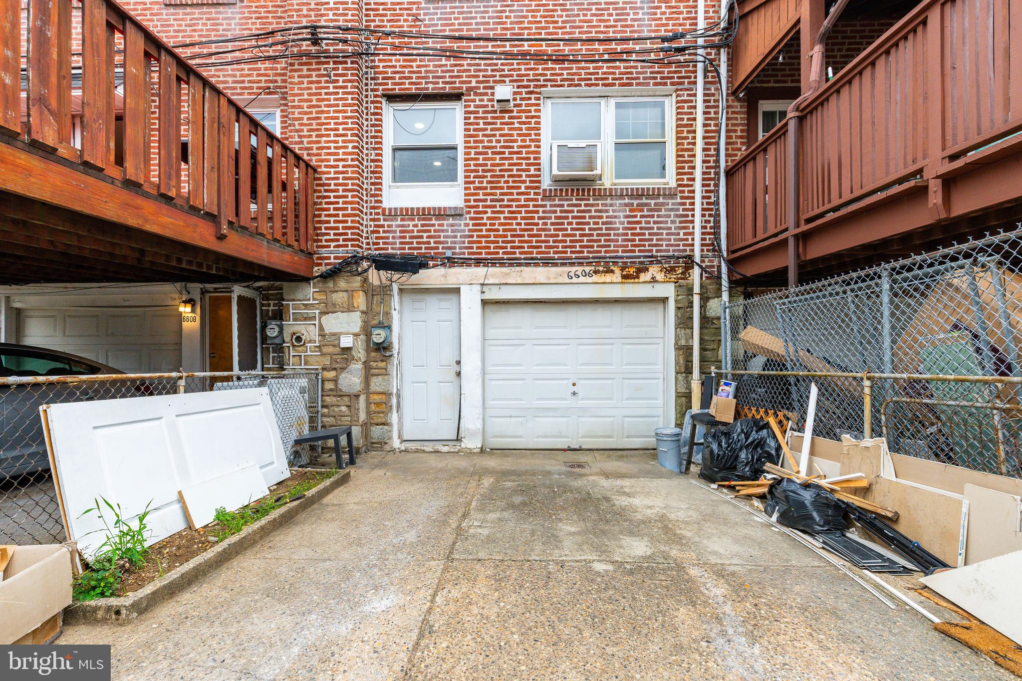 MAYFAIR - Residential