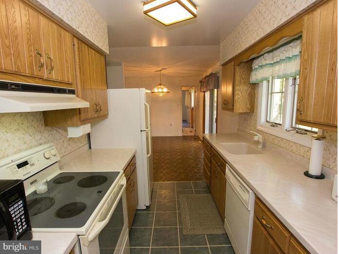 PROSPECT HILLS - Residential