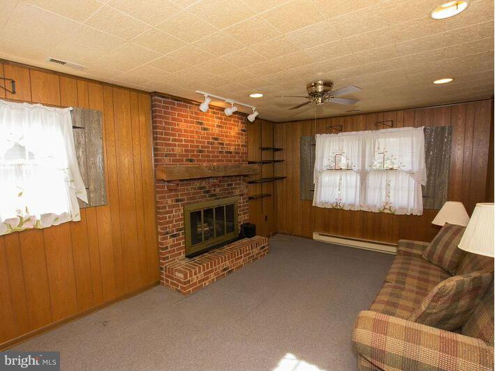 PROSPECT HILLS - Residential