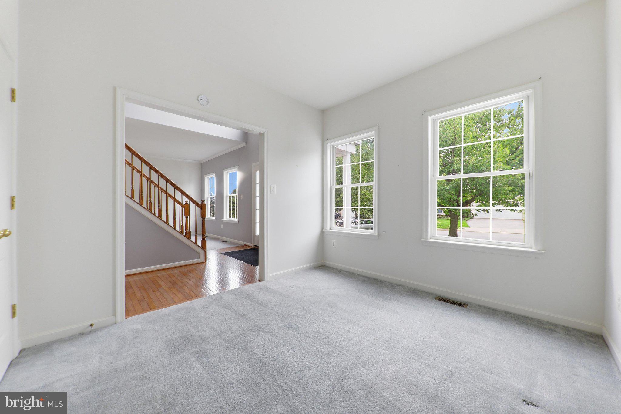 909 BRIDLEWREATH WAY