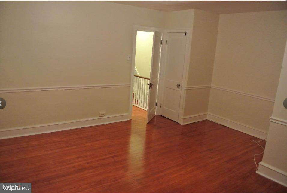 MAYFAIR - Residential Lease