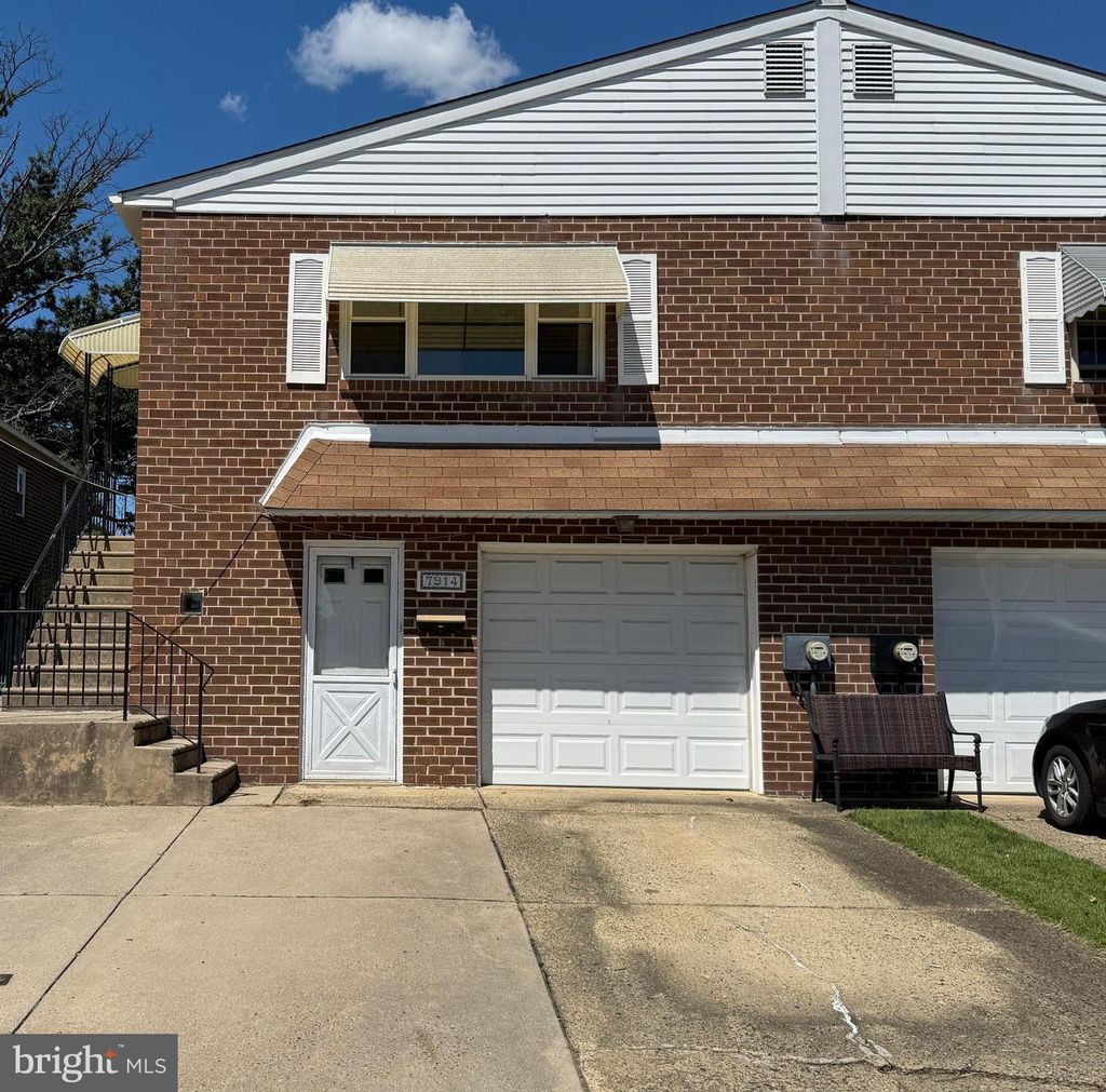 Photo of 7914 Farnsworth Street, PHILADELPHIA, PA 19152 (MLS # PAPH2534952)