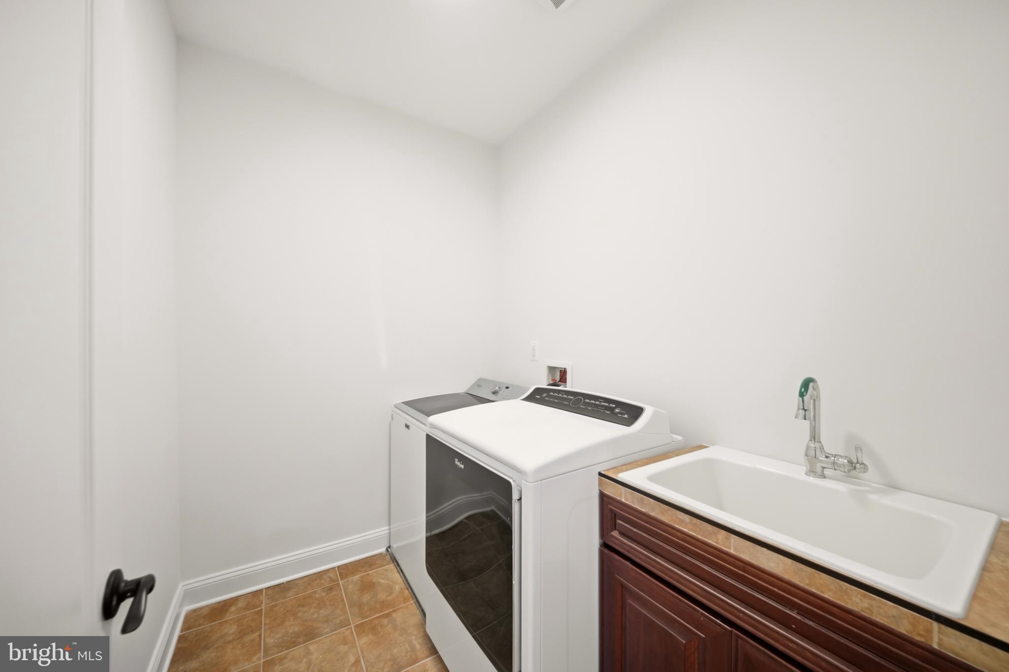 WORTHINGTON GREEN - Residential