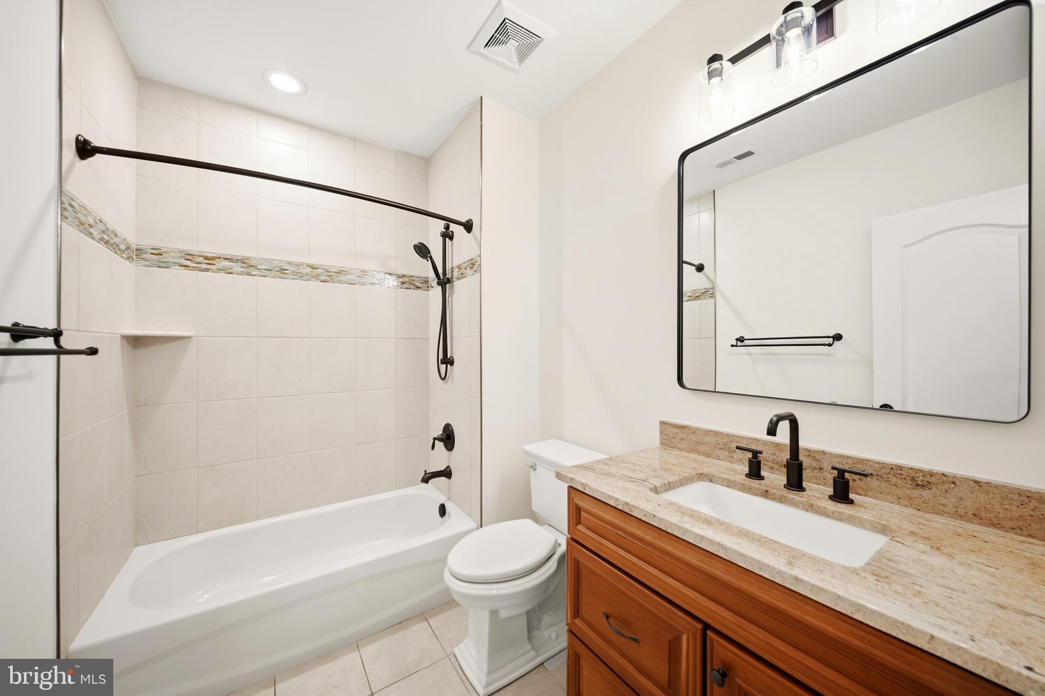 WORTHINGTON GREEN - Residential