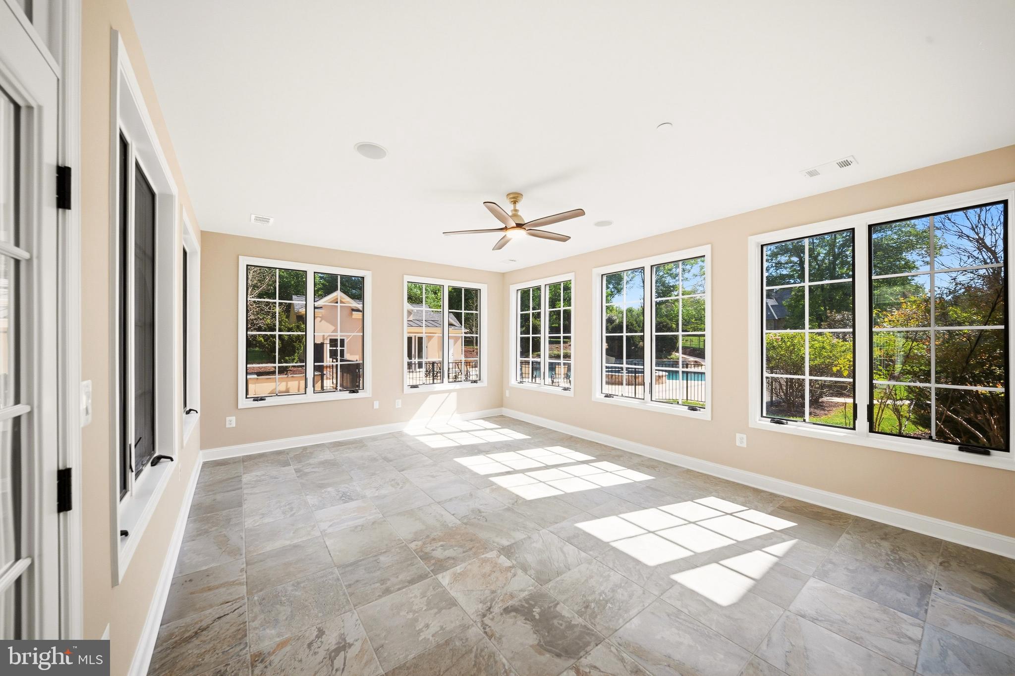 WORTHINGTON GREEN - Residential
