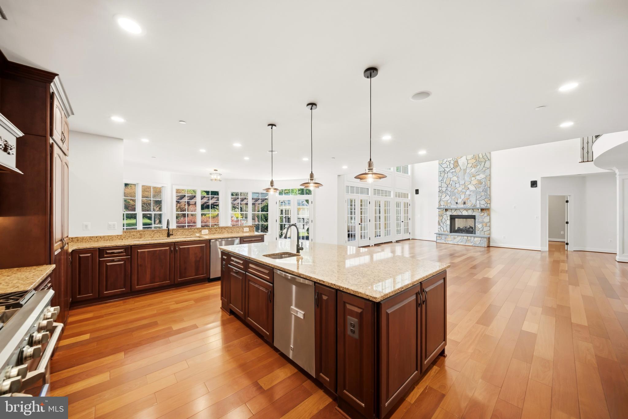 WORTHINGTON GREEN - Residential