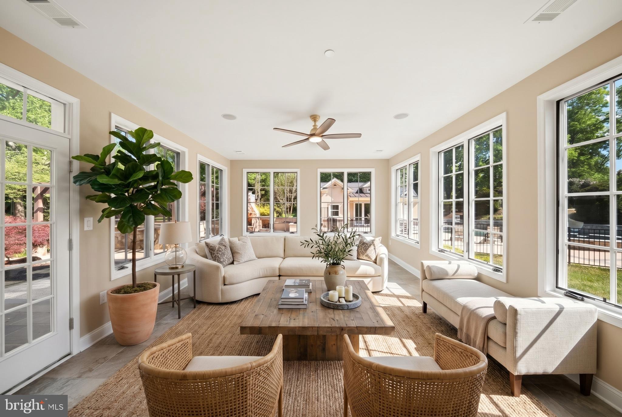 WORTHINGTON GREEN - Residential