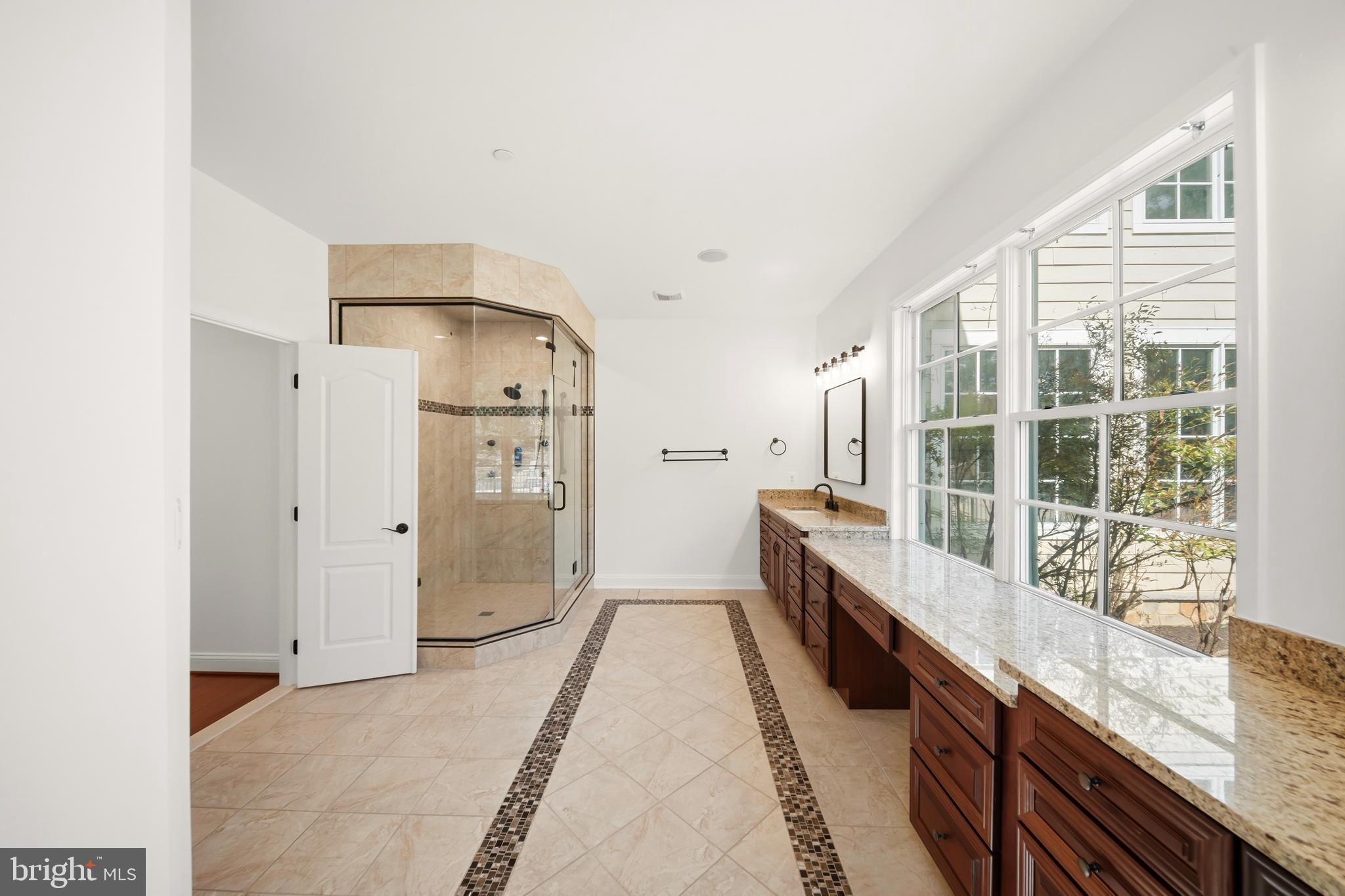 WORTHINGTON GREEN - Residential