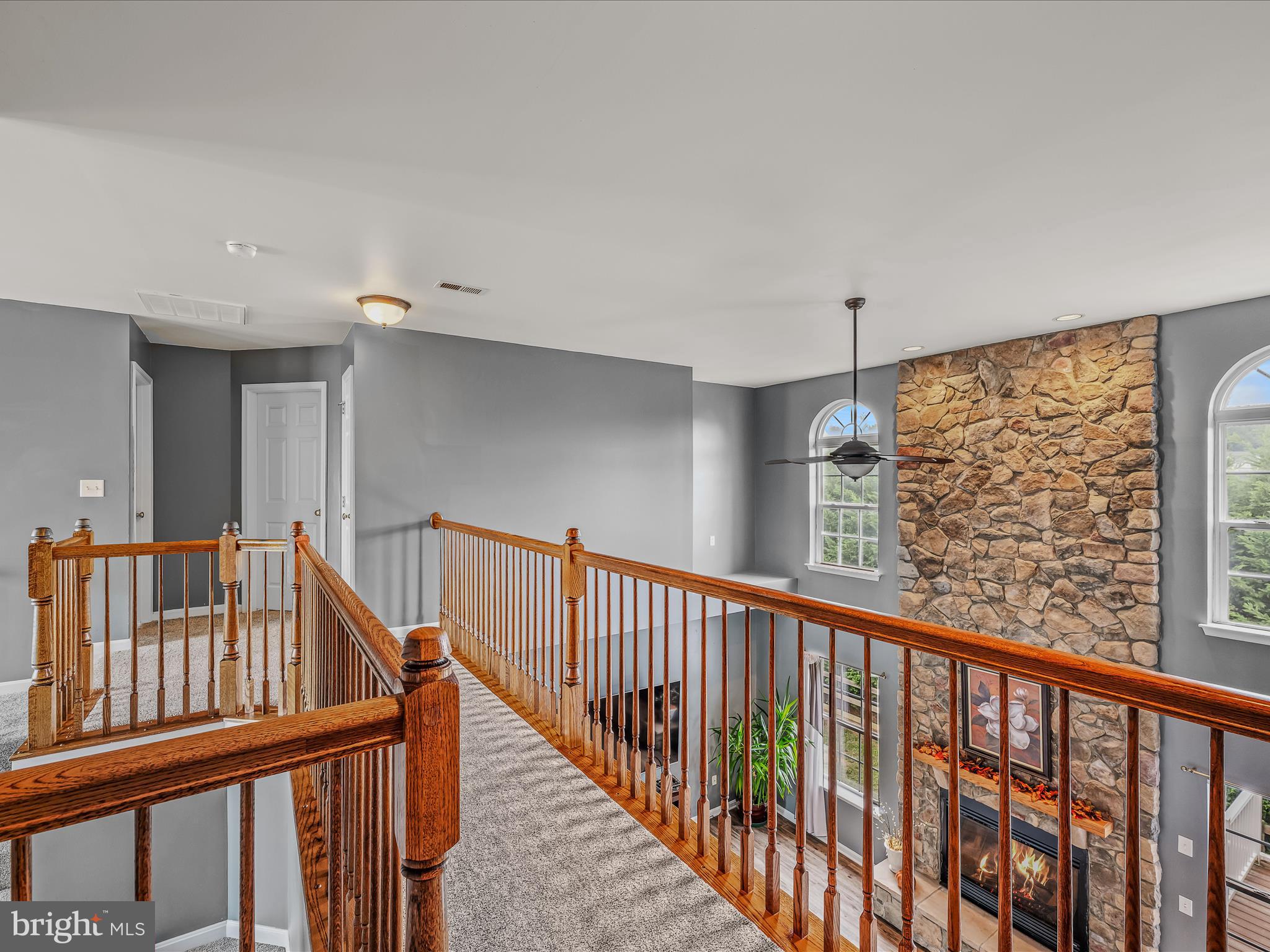 APPLE KNOLLS ESTATES - Residential