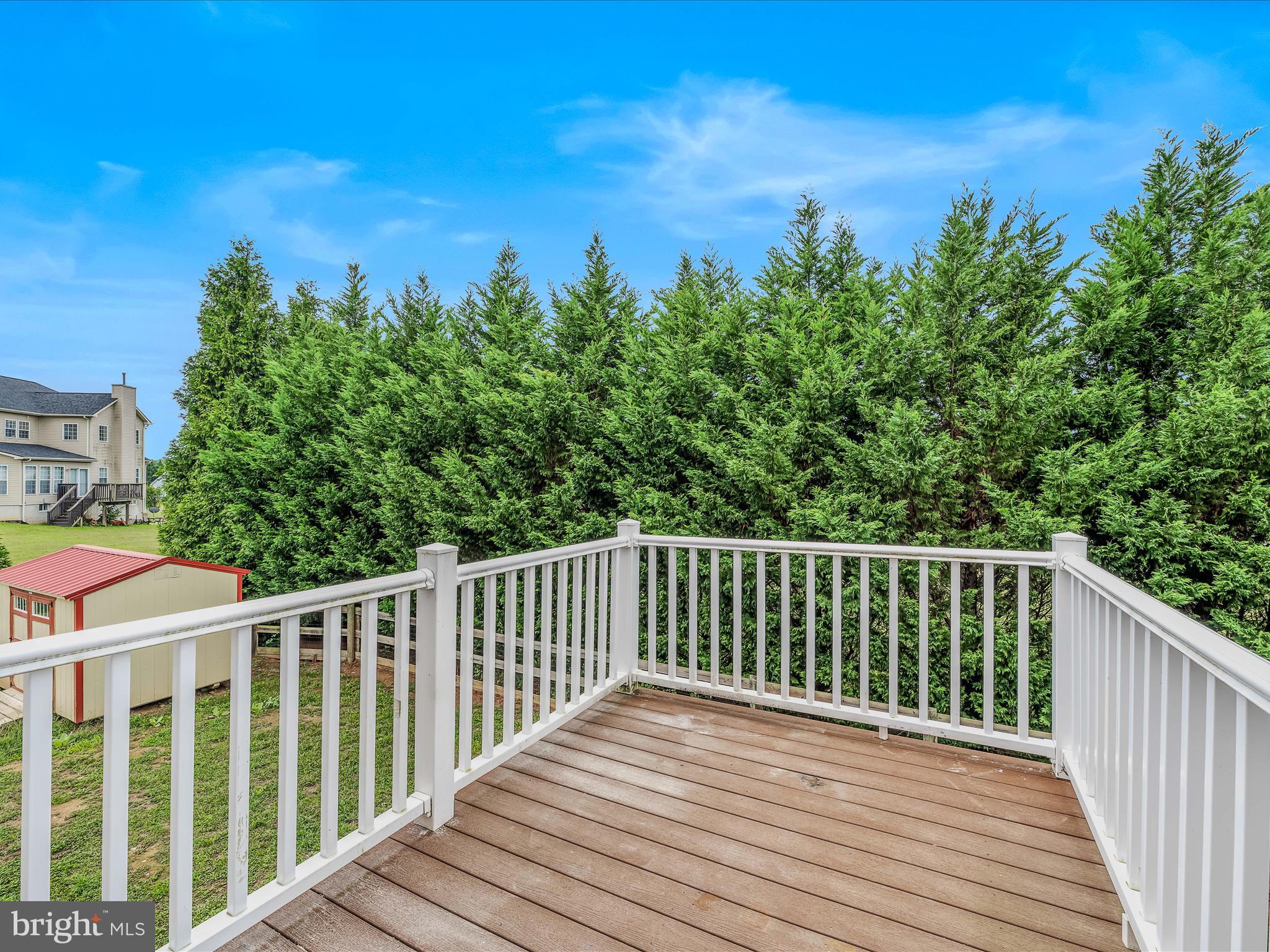 APPLE KNOLLS ESTATES - Residential