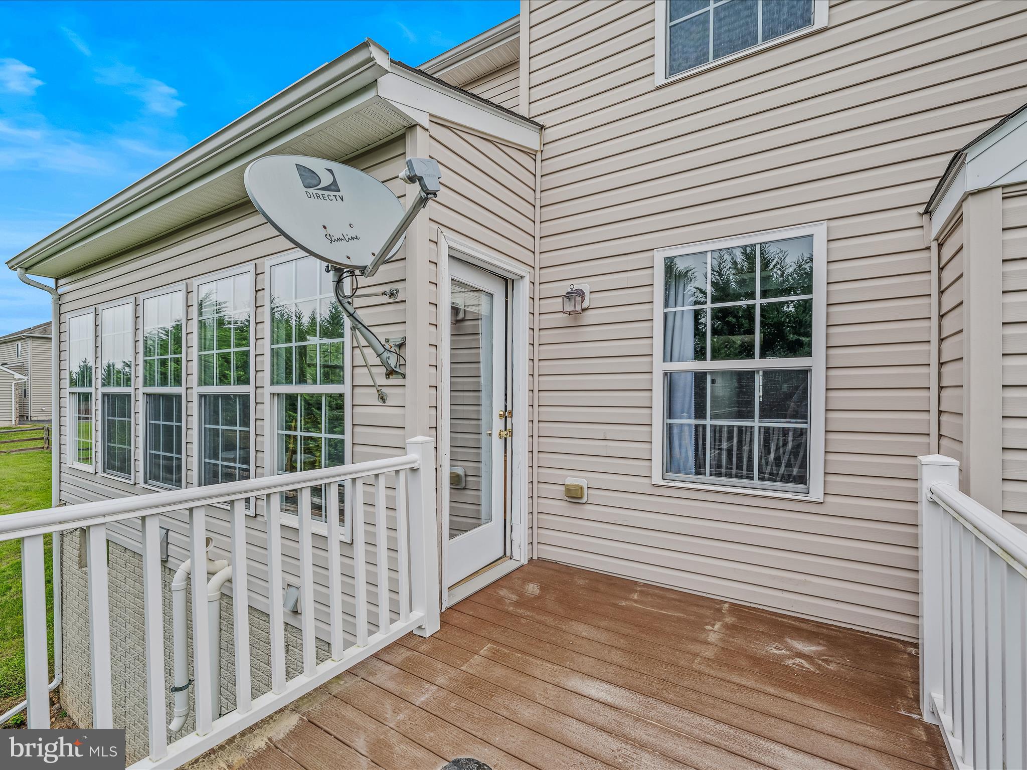 APPLE KNOLLS ESTATES - Residential