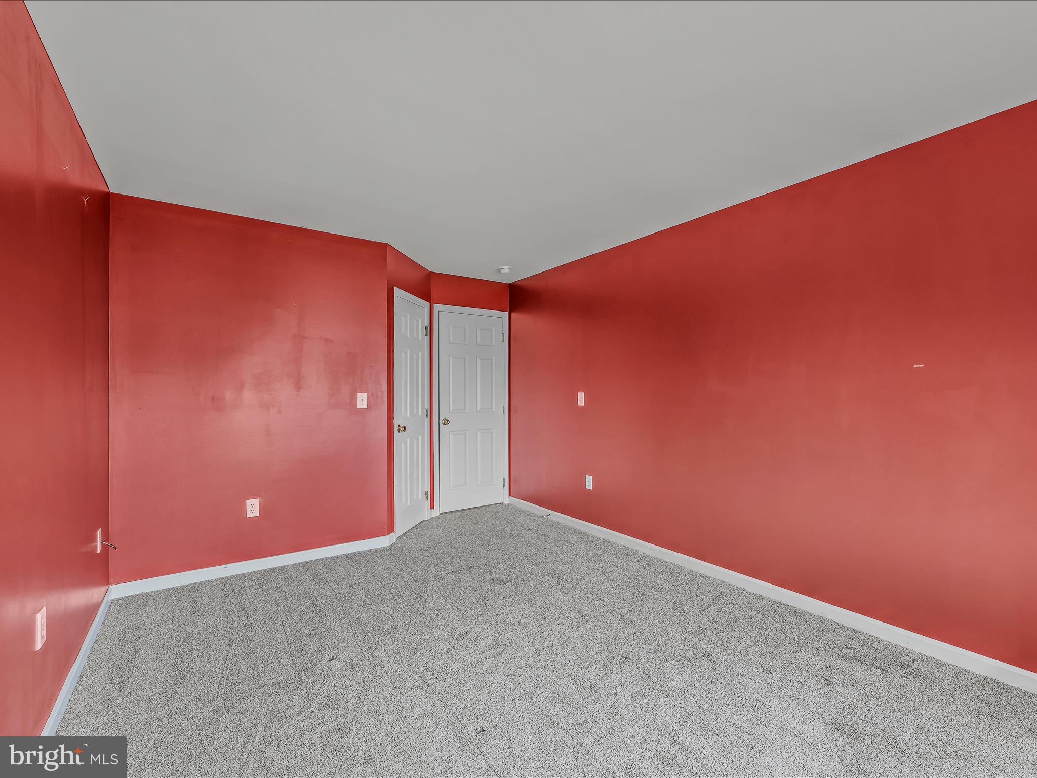 APPLE KNOLLS ESTATES - Residential