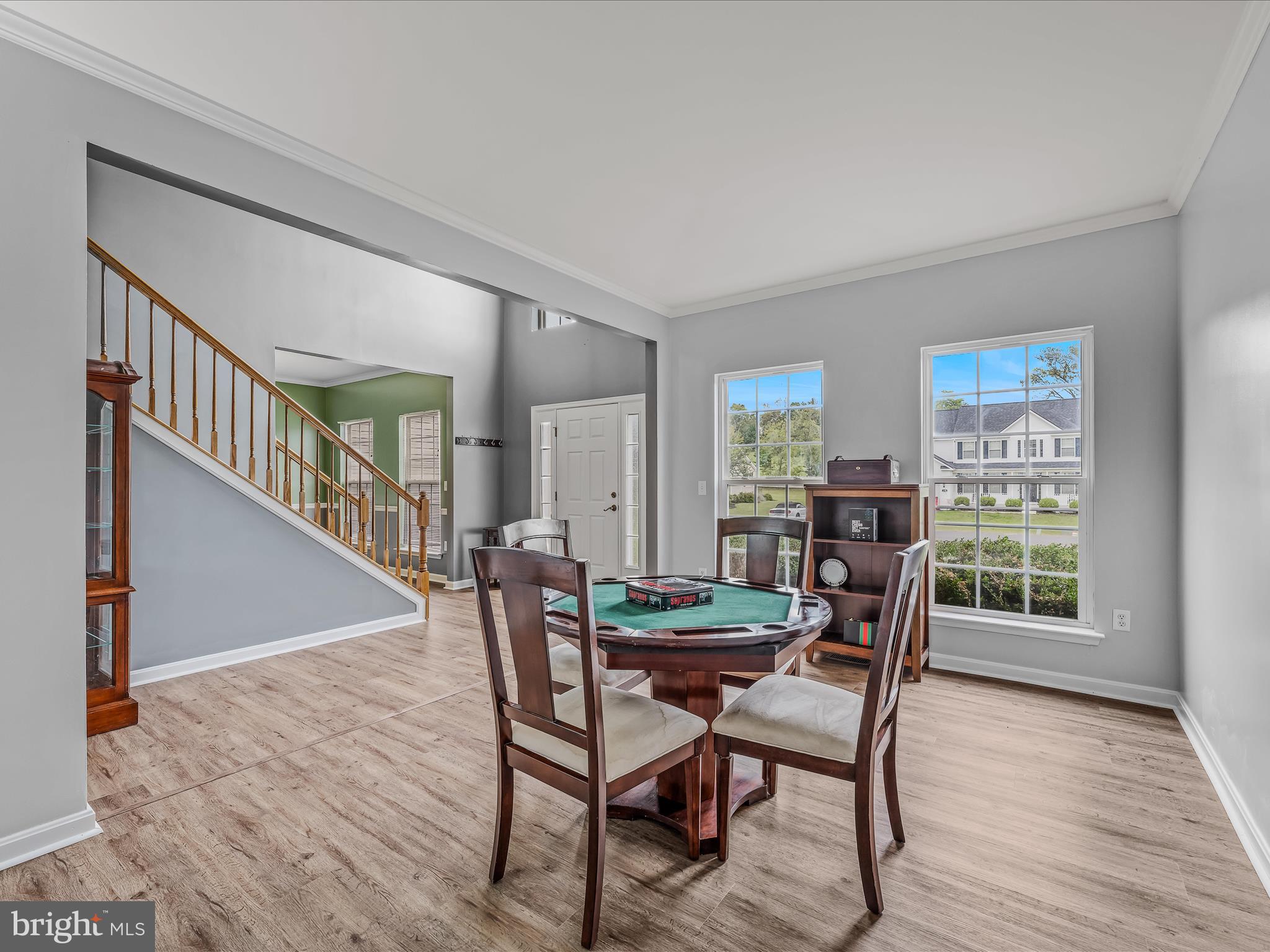 APPLE KNOLLS ESTATES - Residential