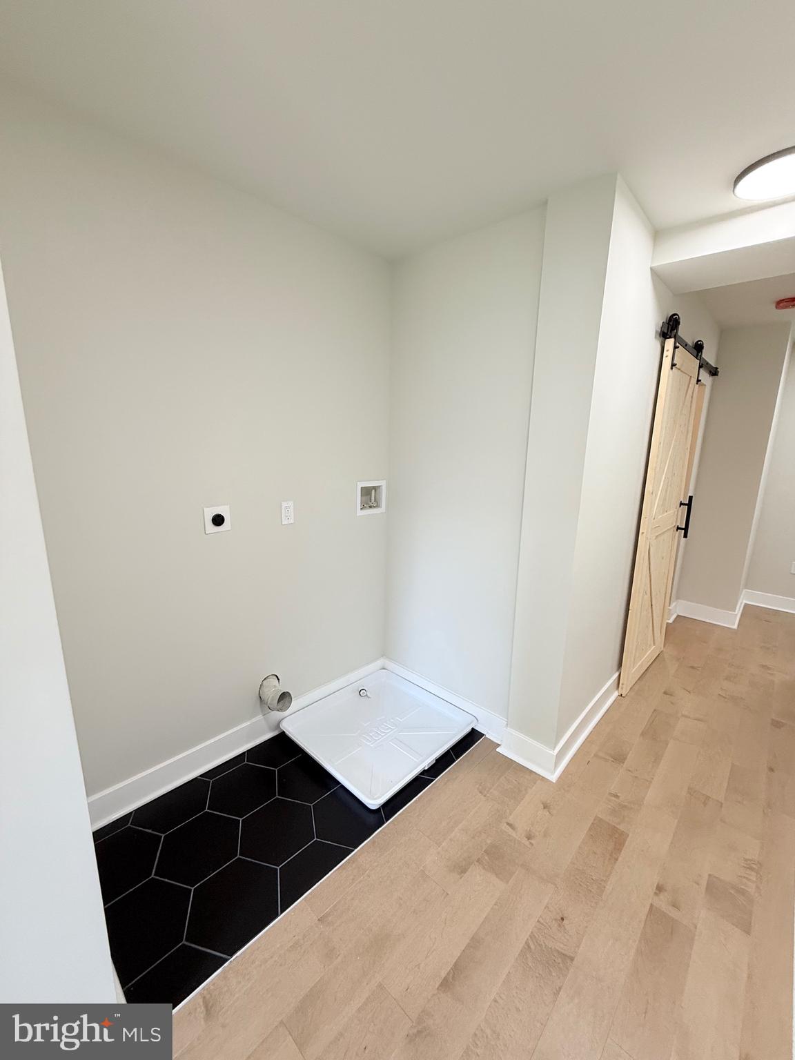 BROADWAY EAST - Residential