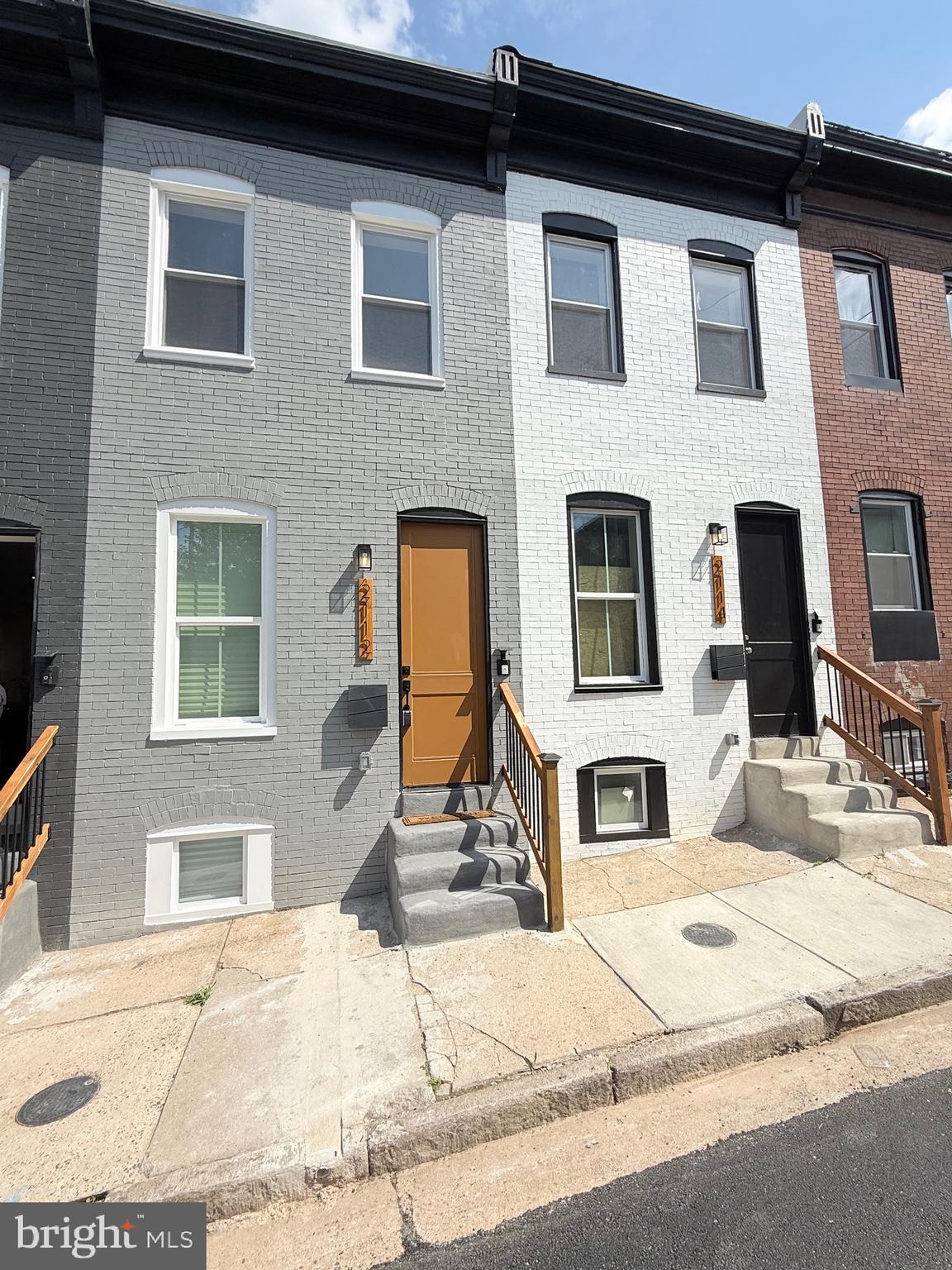 BROADWAY EAST - Residential