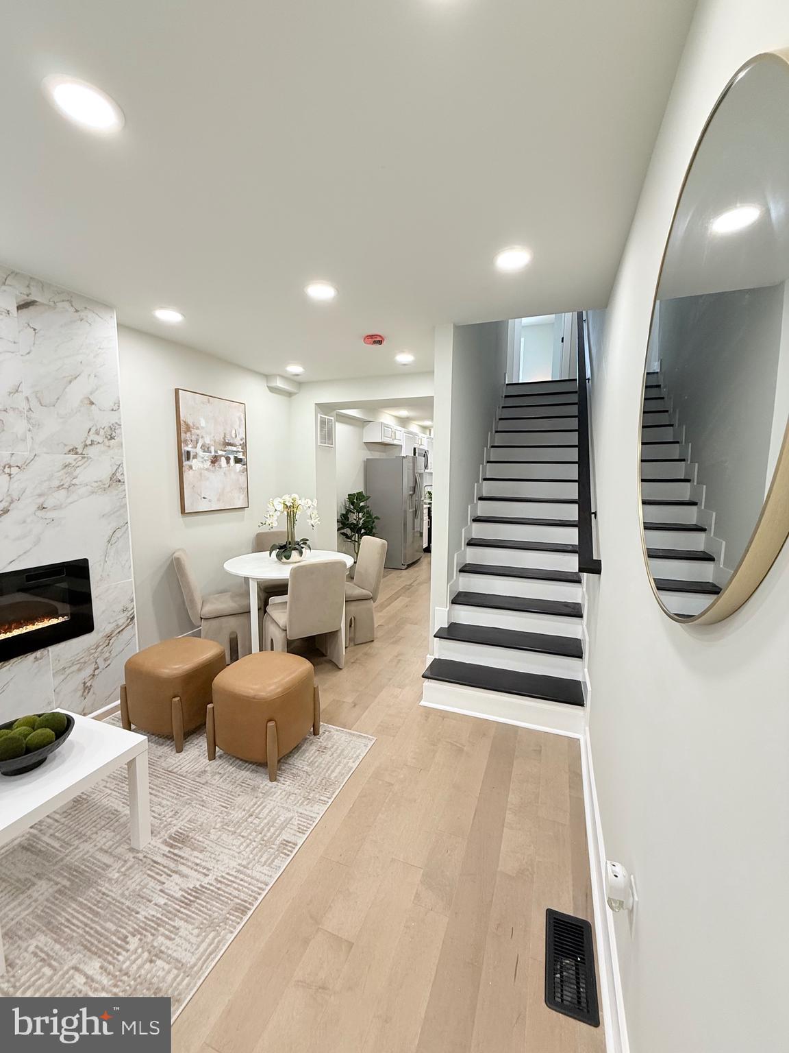 BROADWAY EAST - Residential