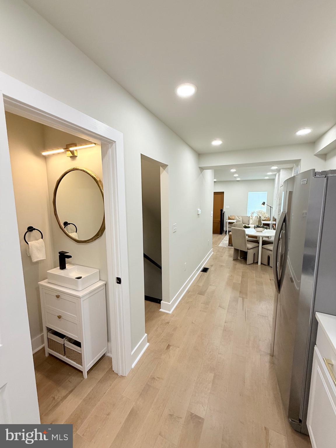 BROADWAY EAST - Residential