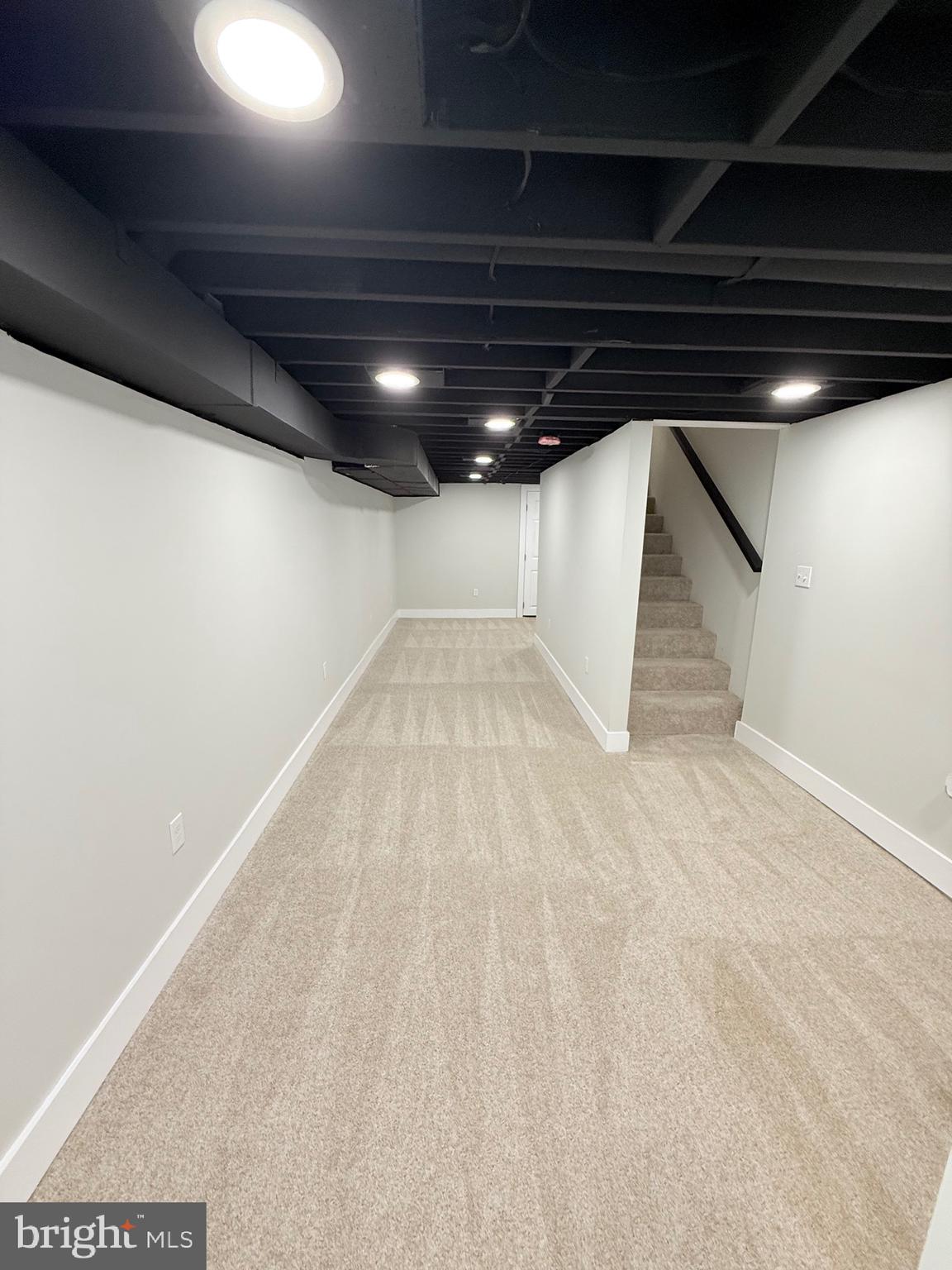 BROADWAY EAST - Residential