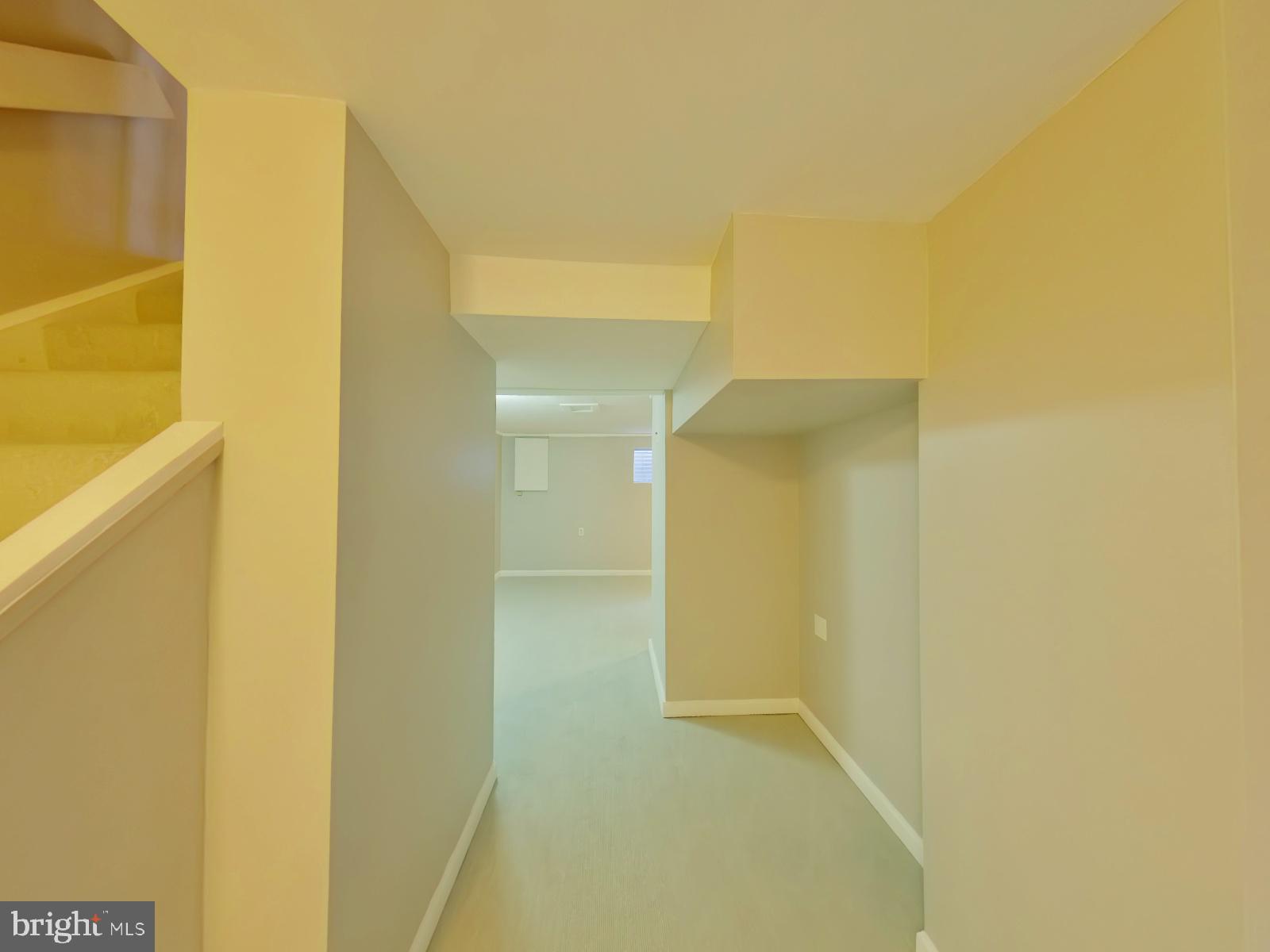 LAKE BRADDOCK - Residential Lease