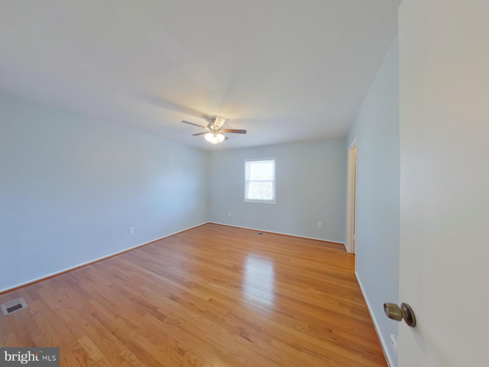 LAKE BRADDOCK - Residential Lease