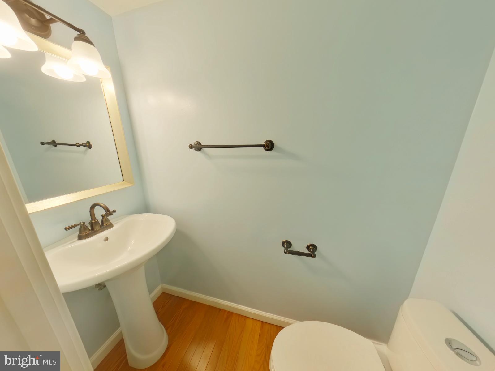 LAKE BRADDOCK - Residential Lease