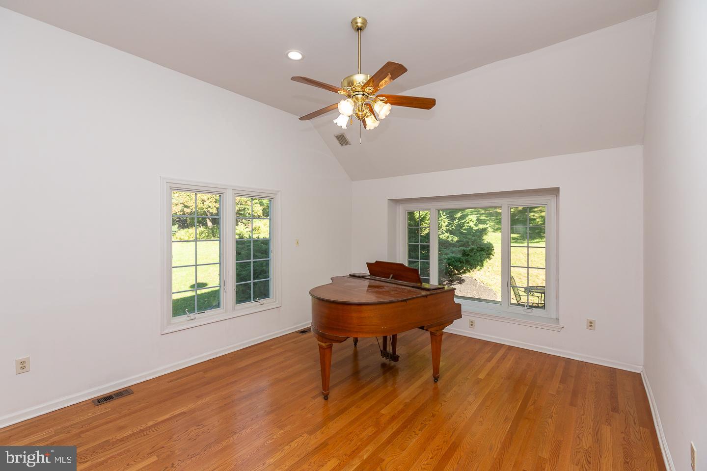 WATERFORD - Residential