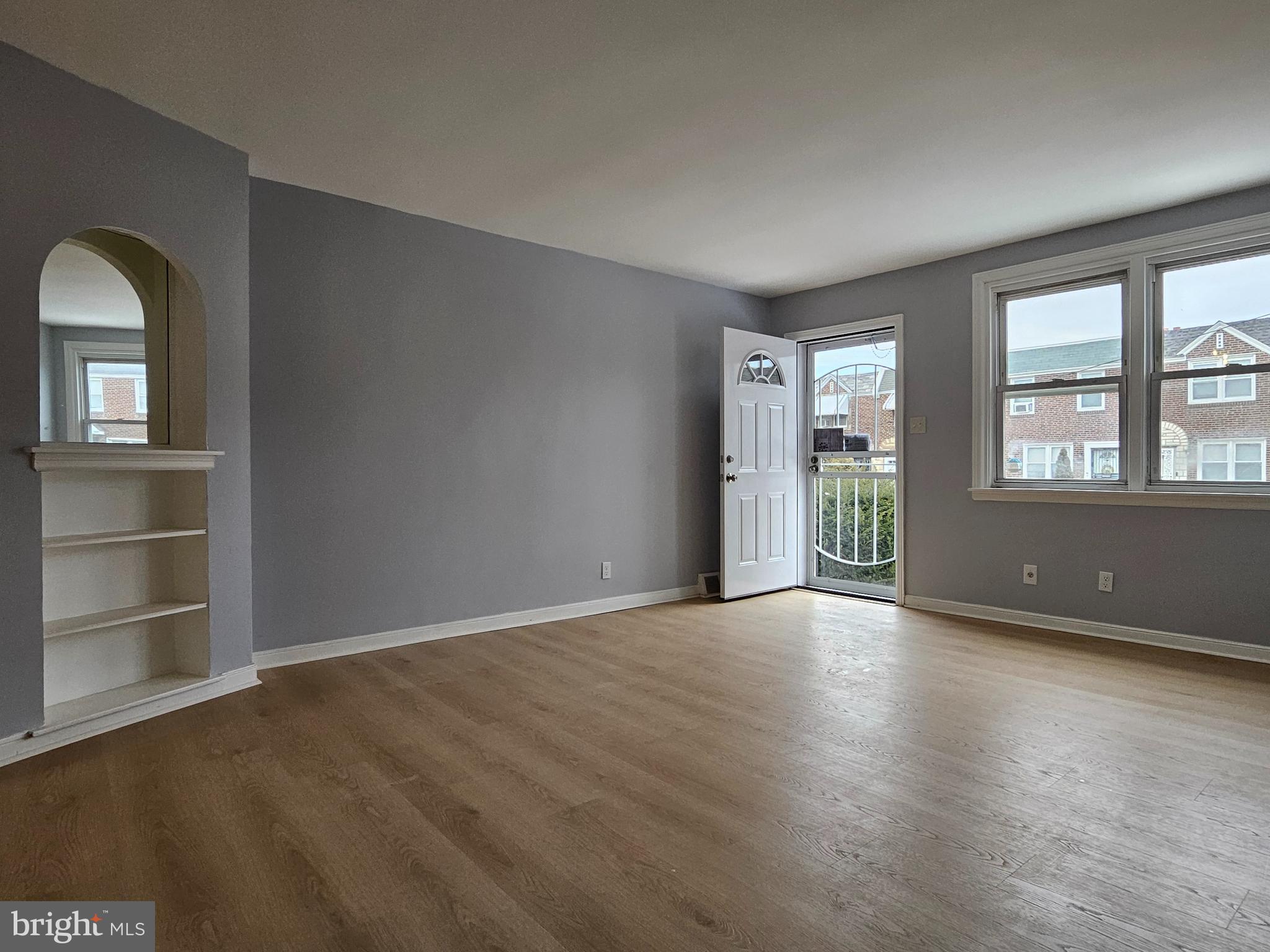 LAWNCREST - Residential