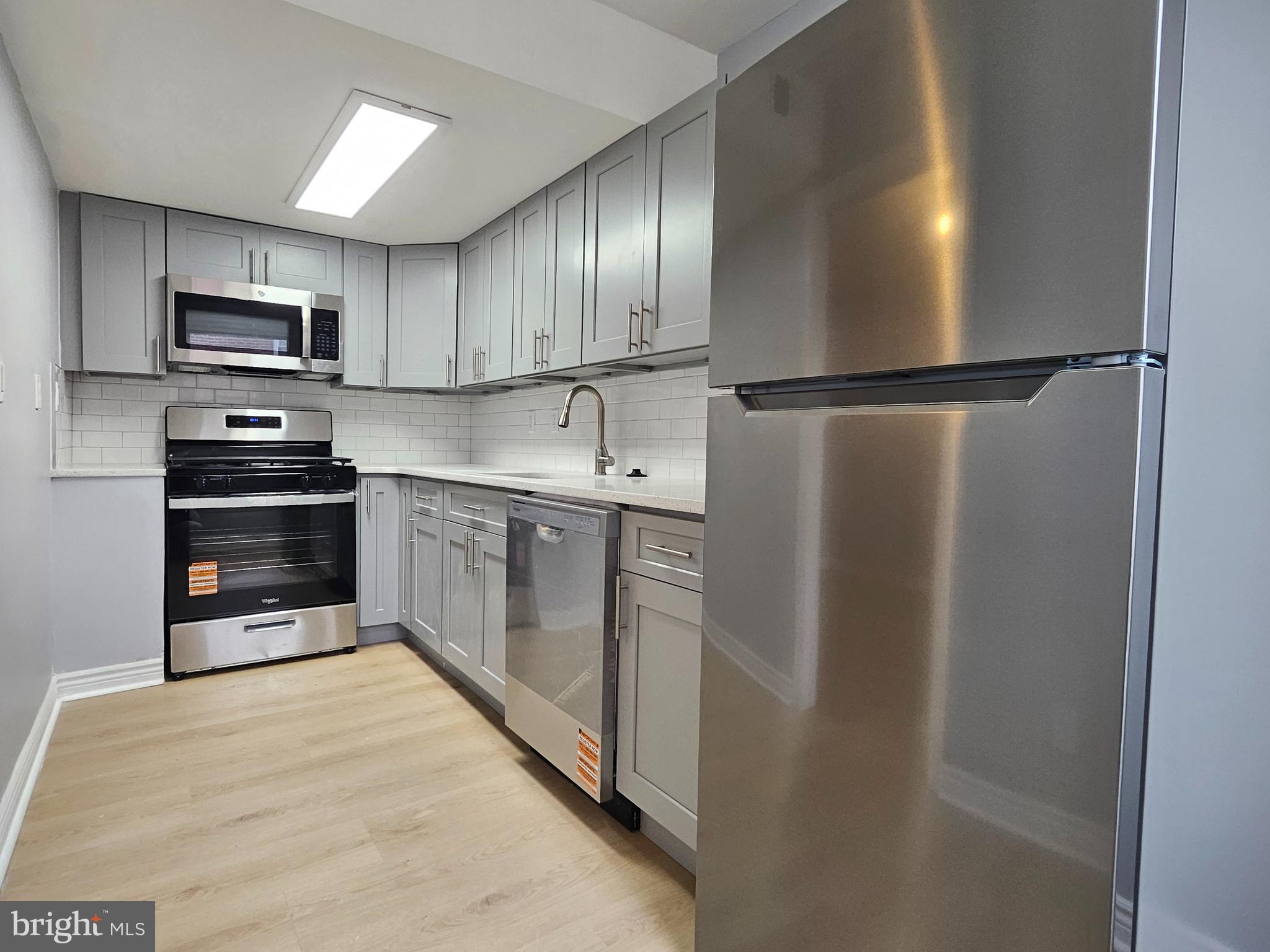 LAWNCREST - Residential