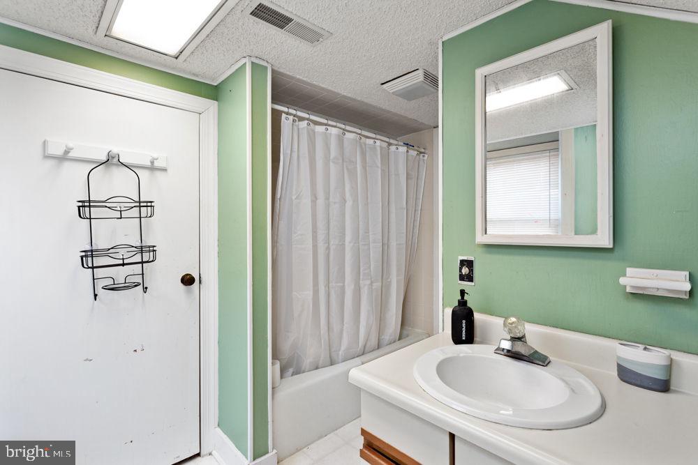 SUNSET HEIGHTS - Residential