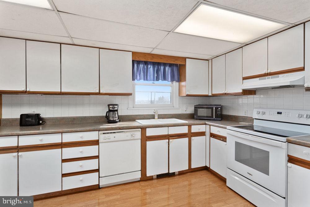 SUNSET HEIGHTS - Residential