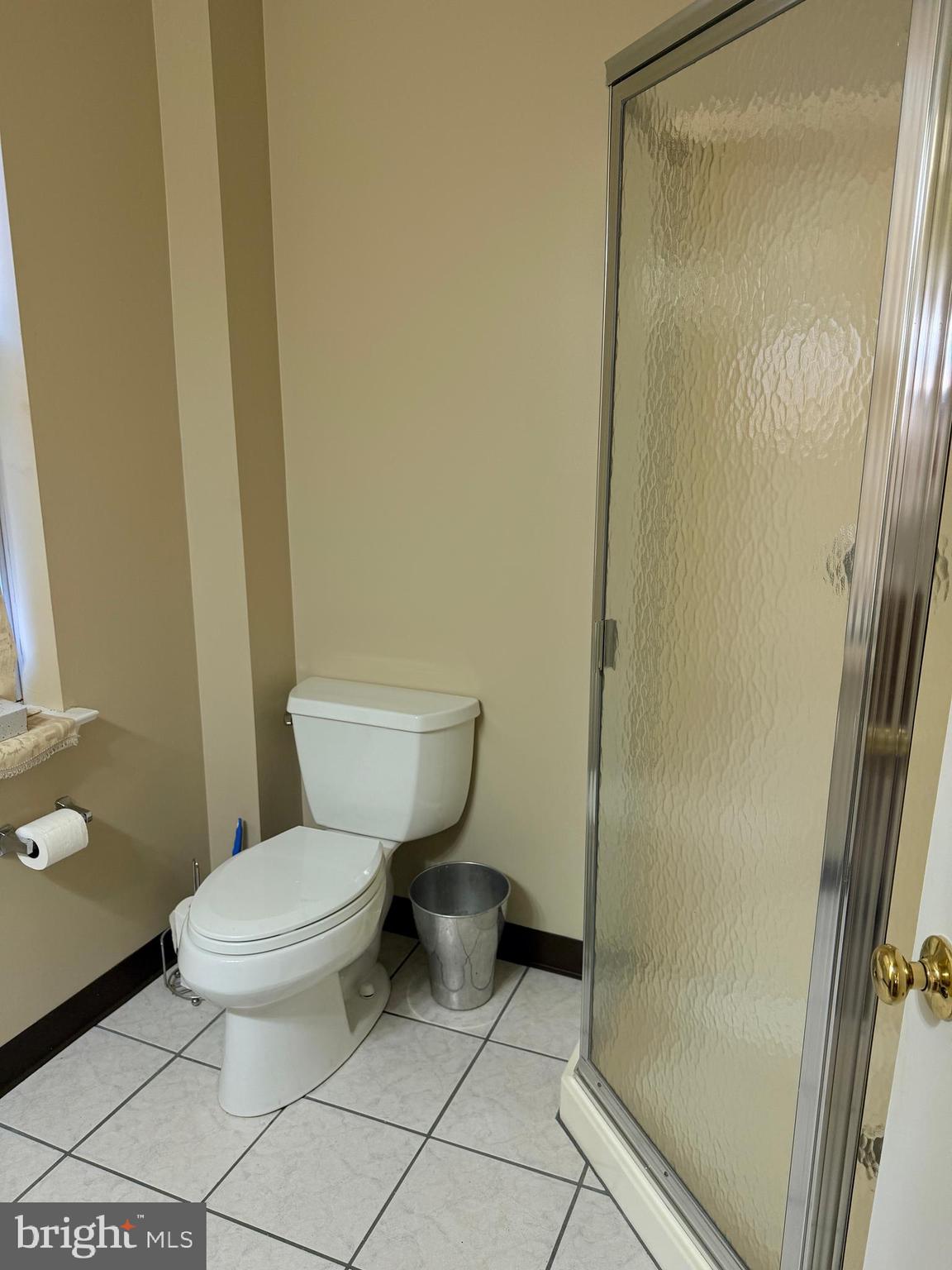 LOWER MOYAMENSING - Commercial Sale