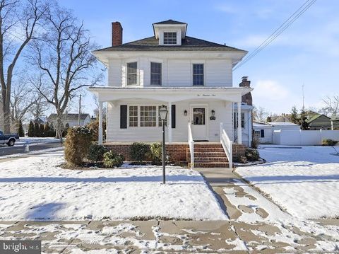 Homes For Sale - 201 Grape Street<br/> HAMMONTON, NJ 08037