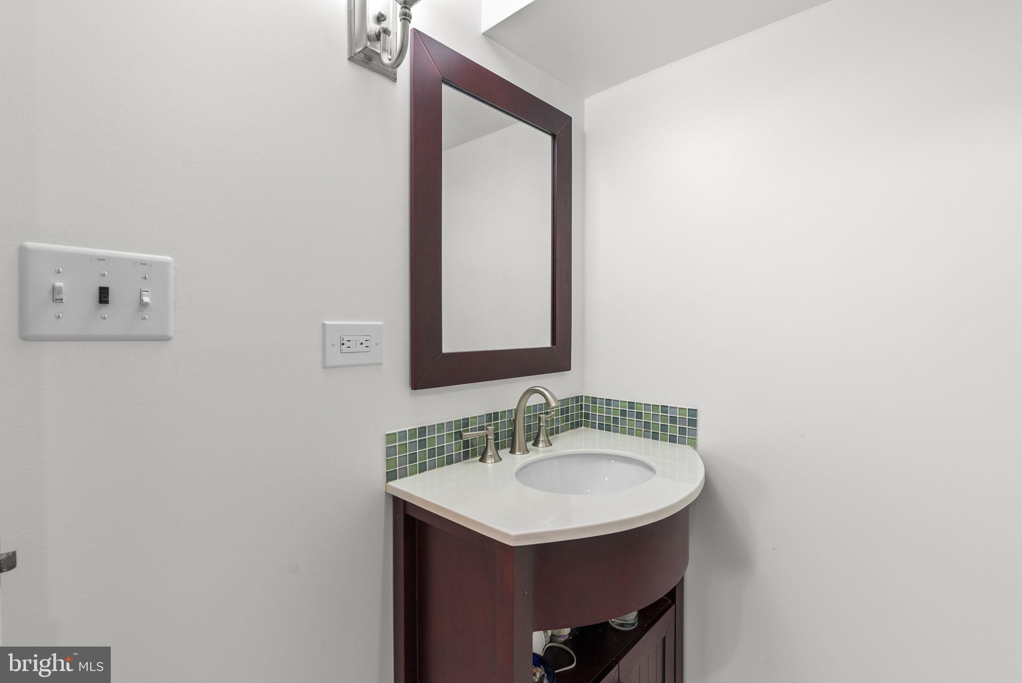 MCNEILLS ADD - Residential