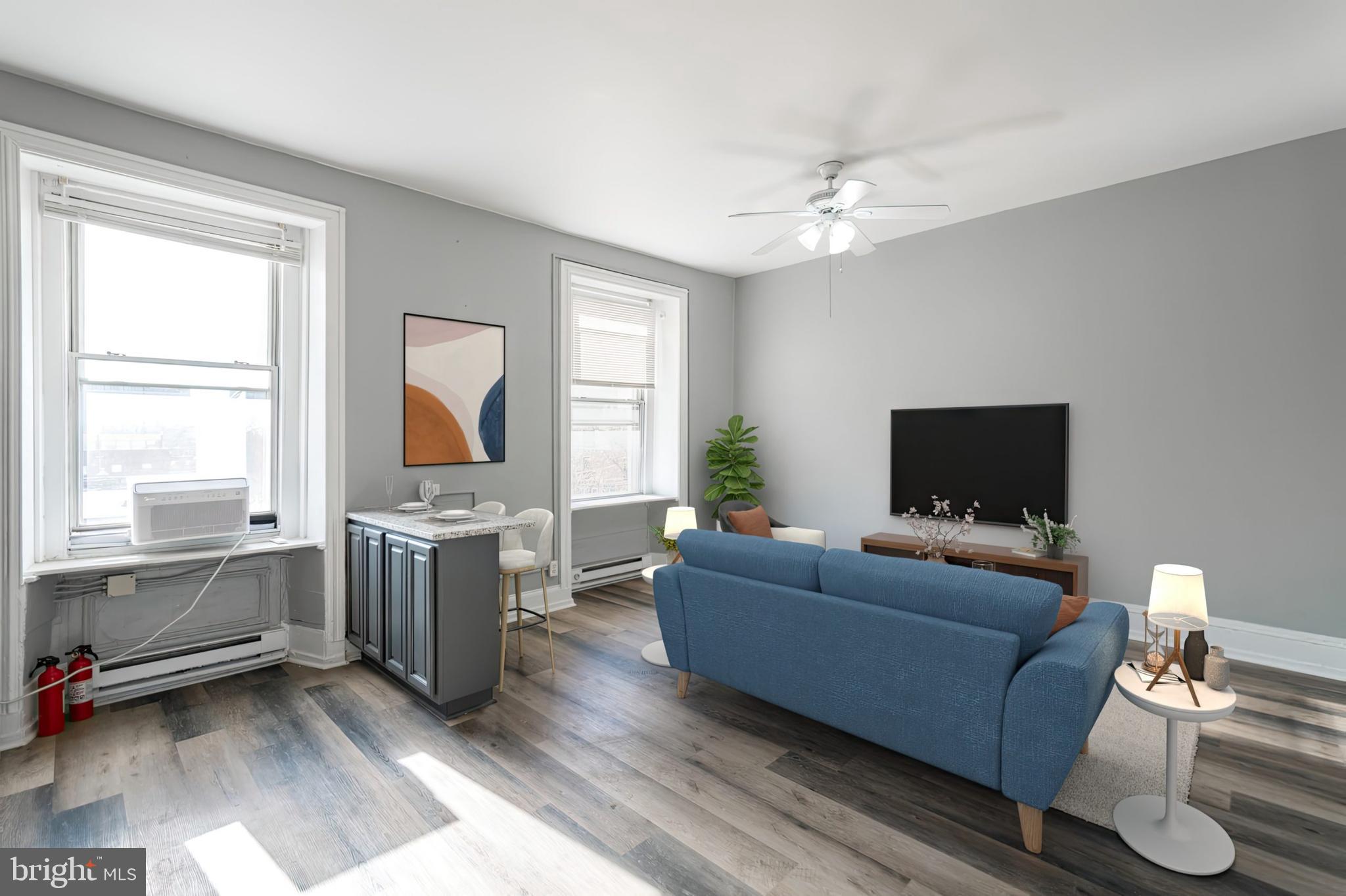 1933 SPRING GARDEN STREET UNIT 3F