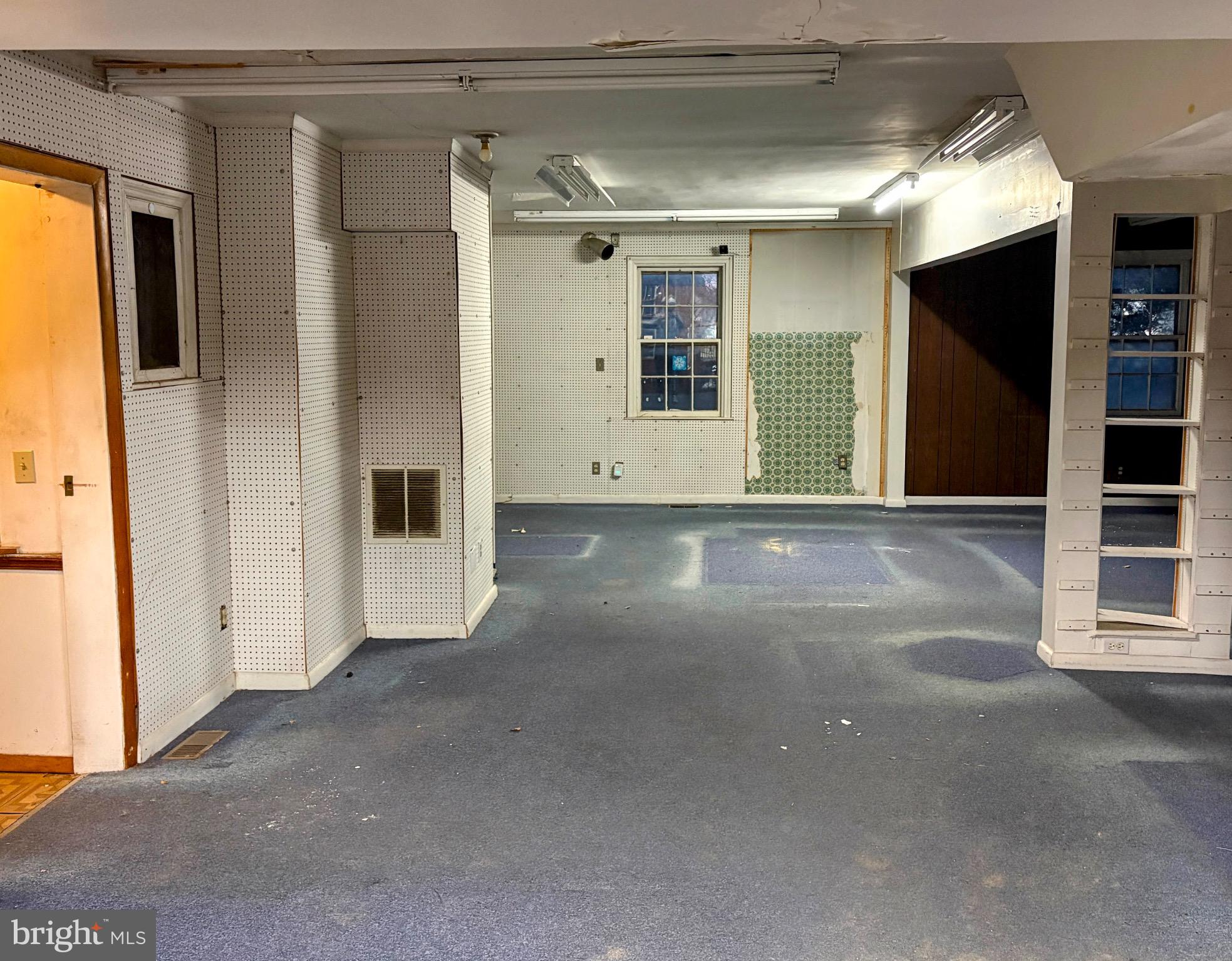 6611 BALTIMORE NATIONAL PIKE