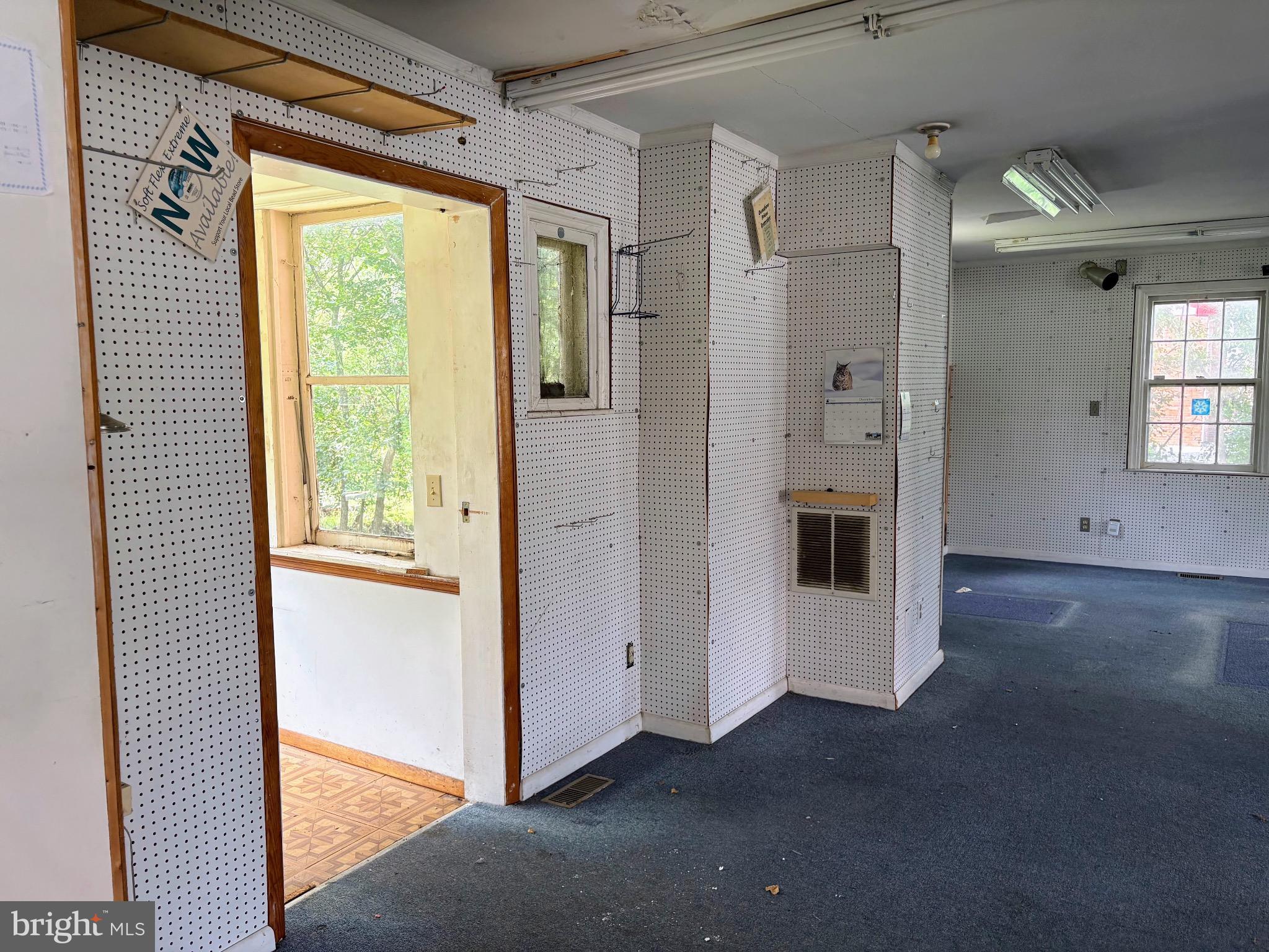 6611 BALTIMORE NATIONAL PIKE