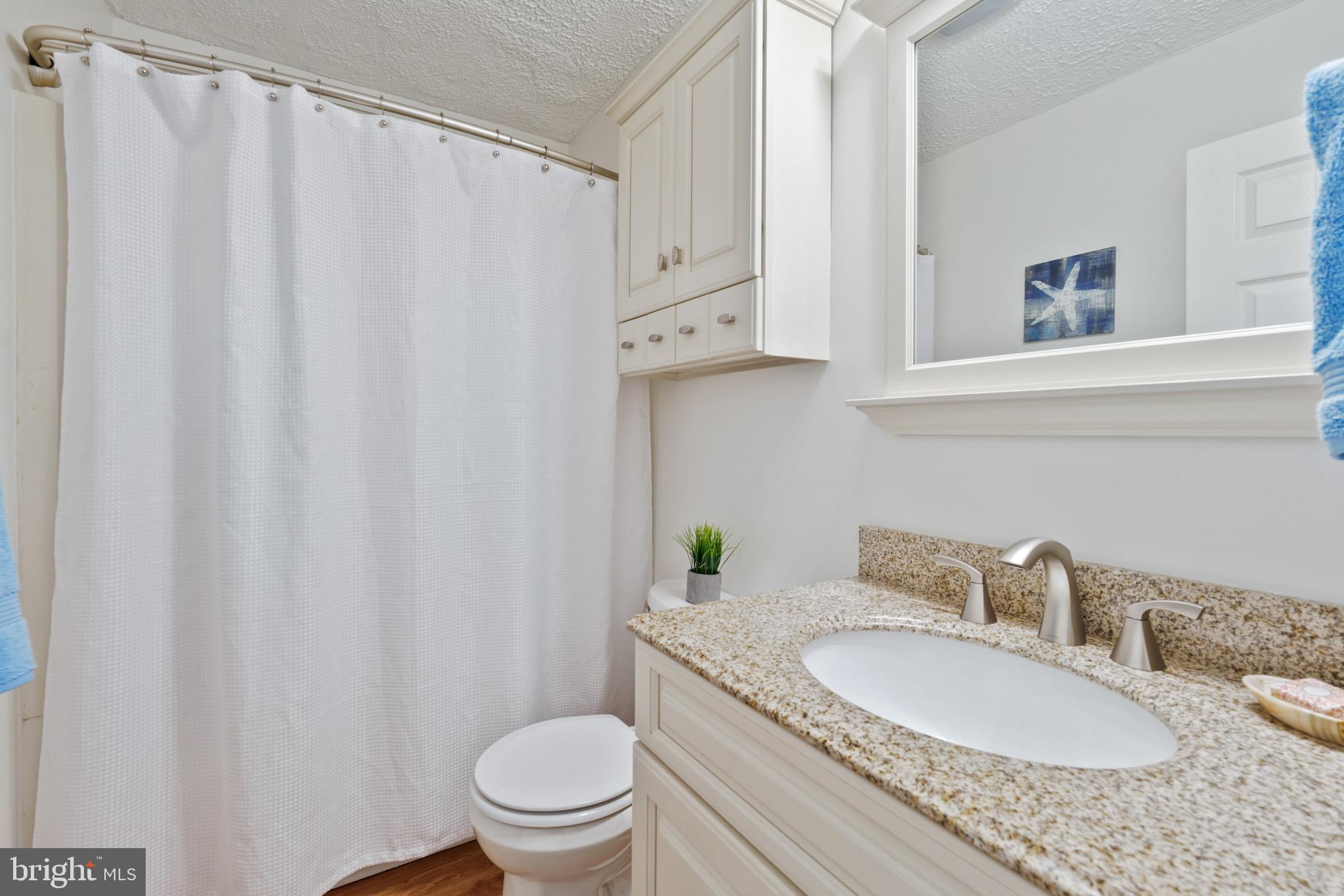 CHESTER HARBOR - Residential