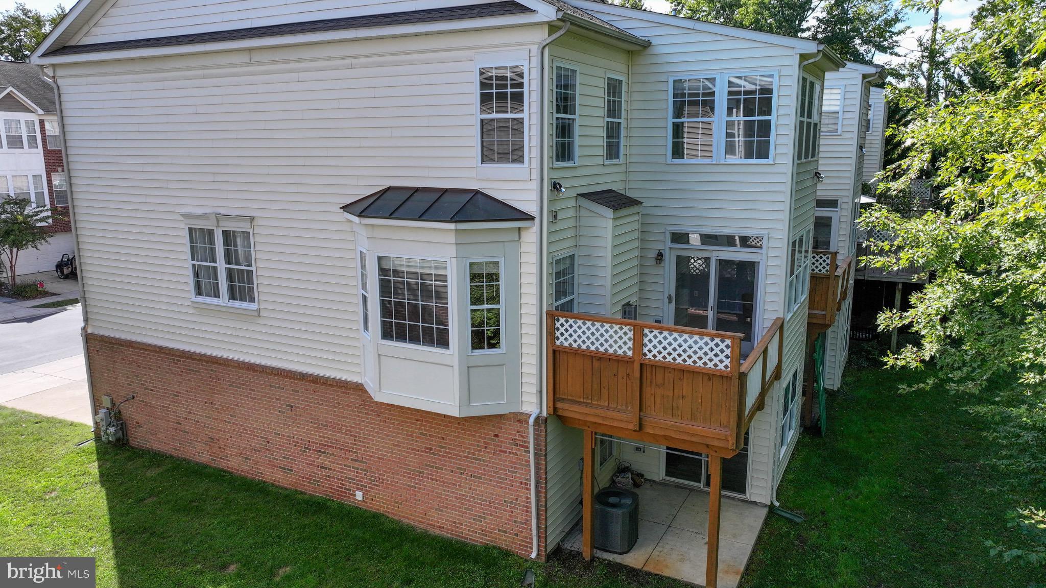 THE LANDINGS AT RIVER OAKS - Residential Lease