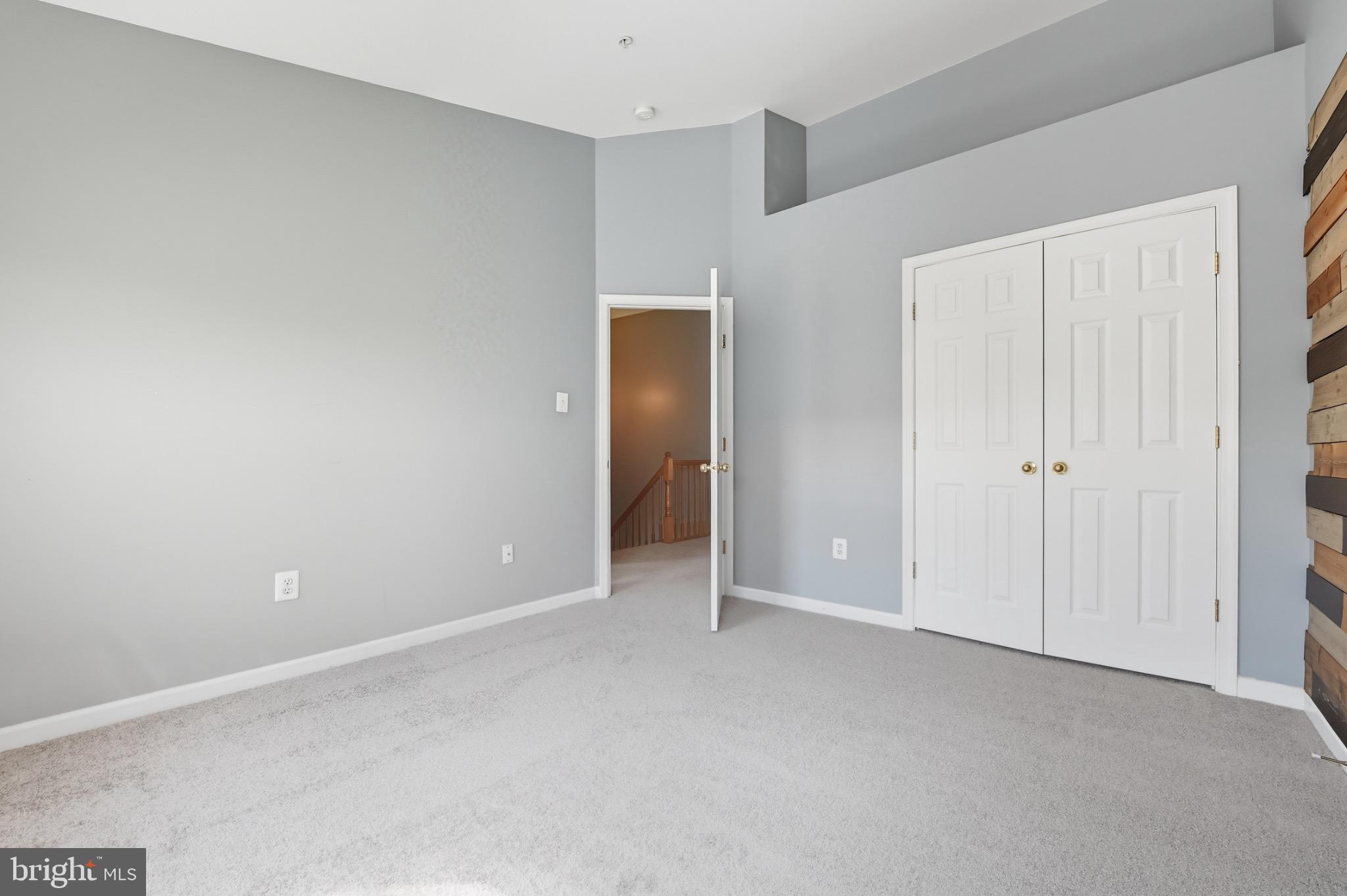 THE LANDINGS AT RIVER OAKS - Residential Lease