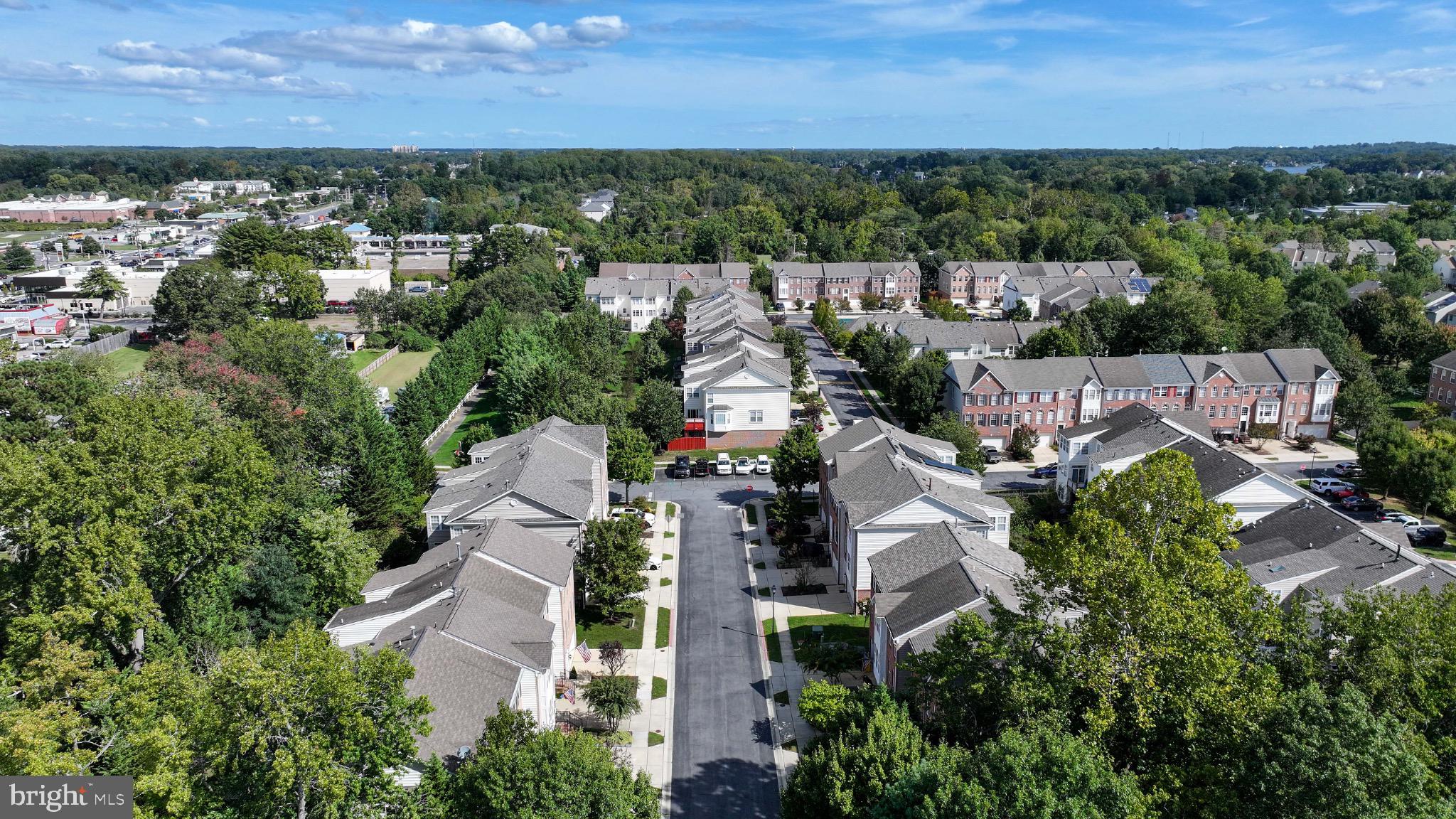 THE LANDINGS AT RIVER OAKS - Residential Lease