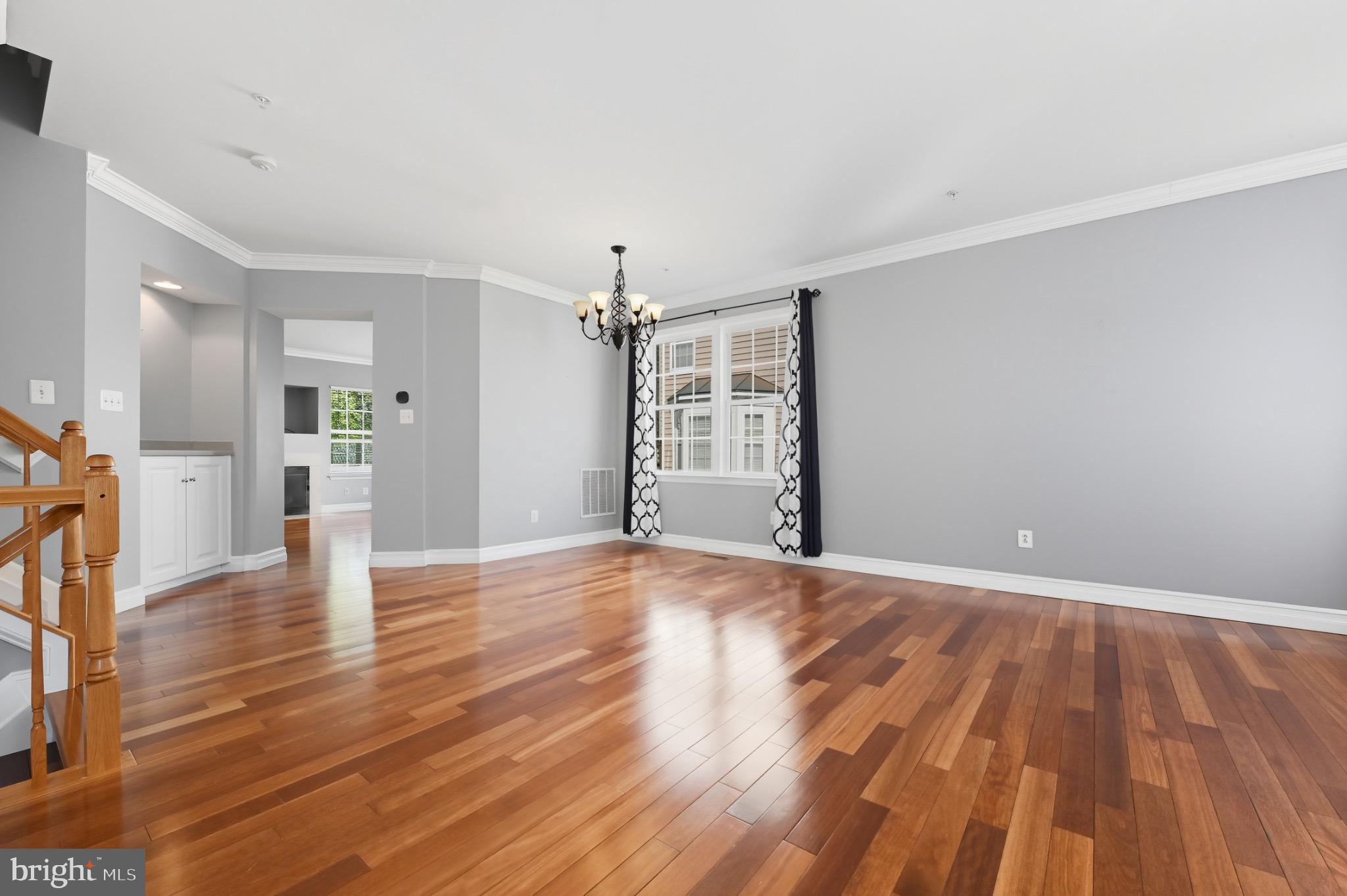 THE LANDINGS AT RIVER OAKS - Residential Lease