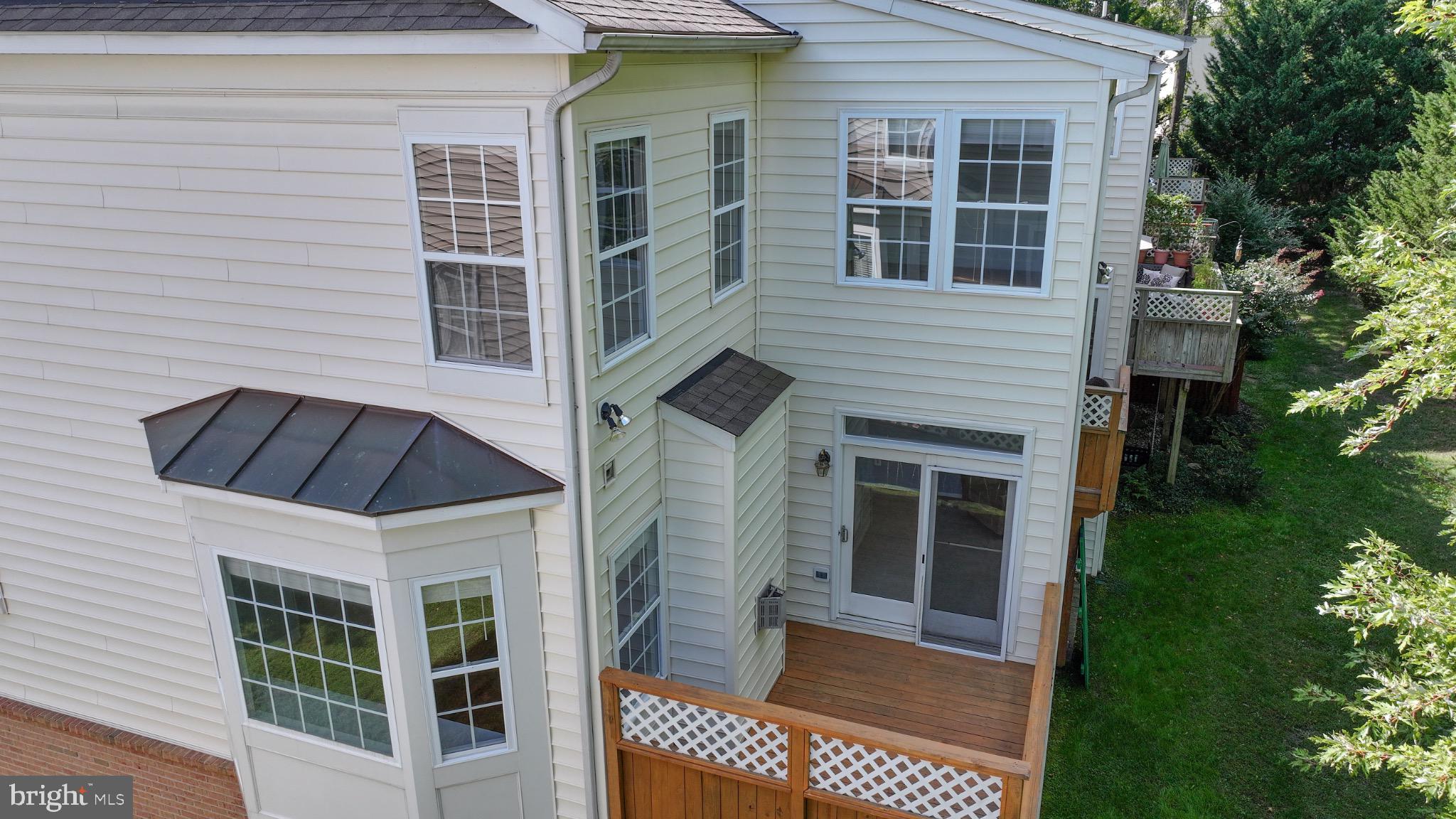 THE LANDINGS AT RIVER OAKS - Residential Lease