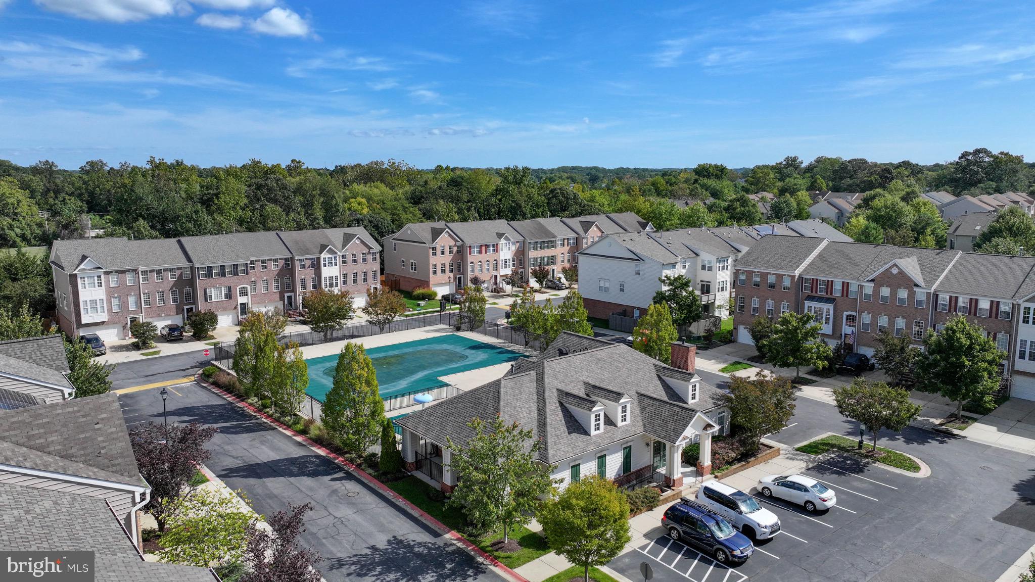 THE LANDINGS AT RIVER OAKS - Residential Lease